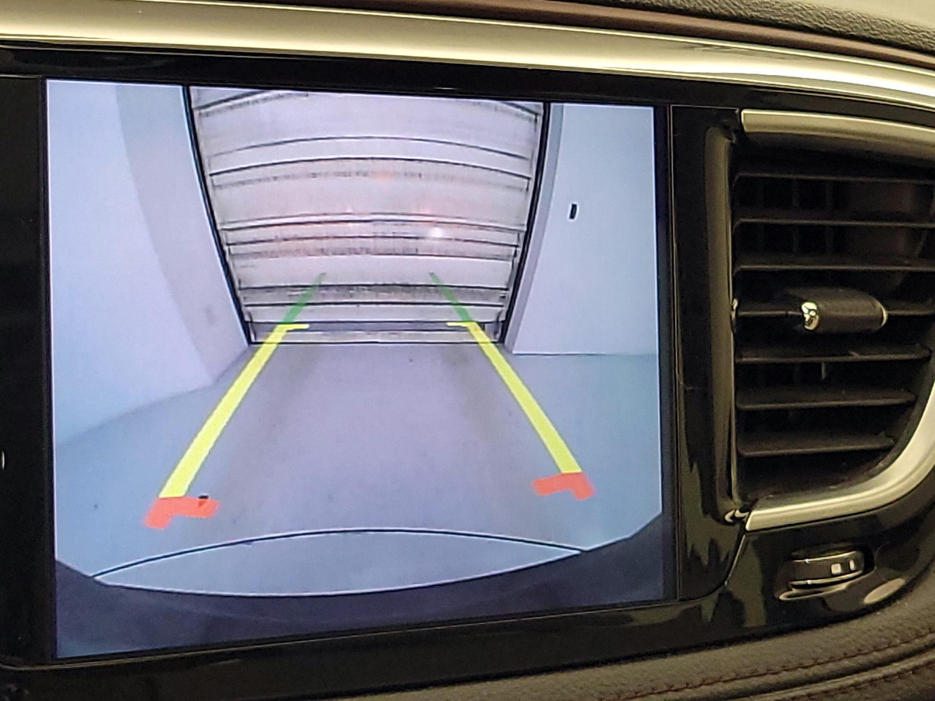 Thumbnail: 2019 Chrysler Pacifica - 15