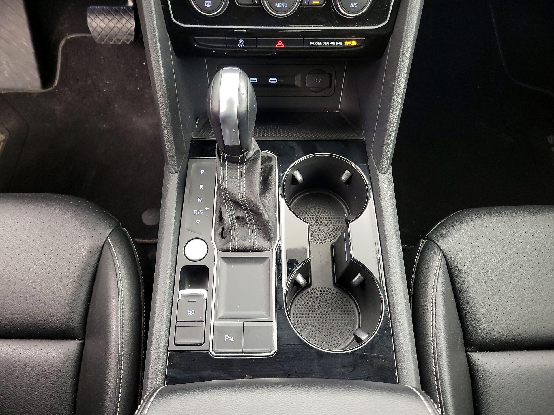 Thumbnail: 2021 Volkswagen Atlas - 18