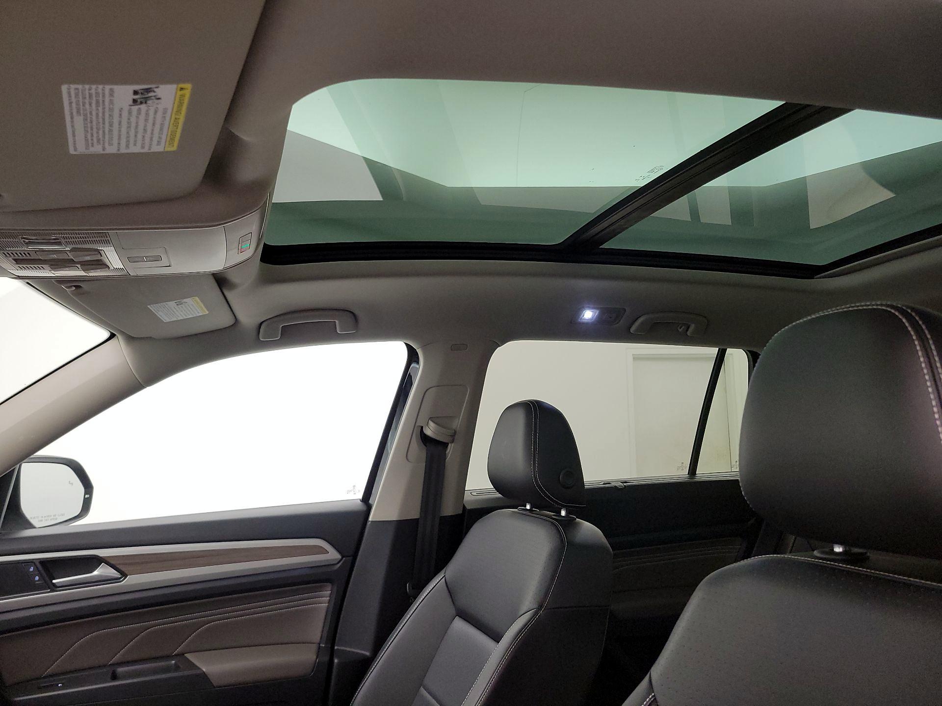 Thumbnail: 2021 Volkswagen Atlas - 20