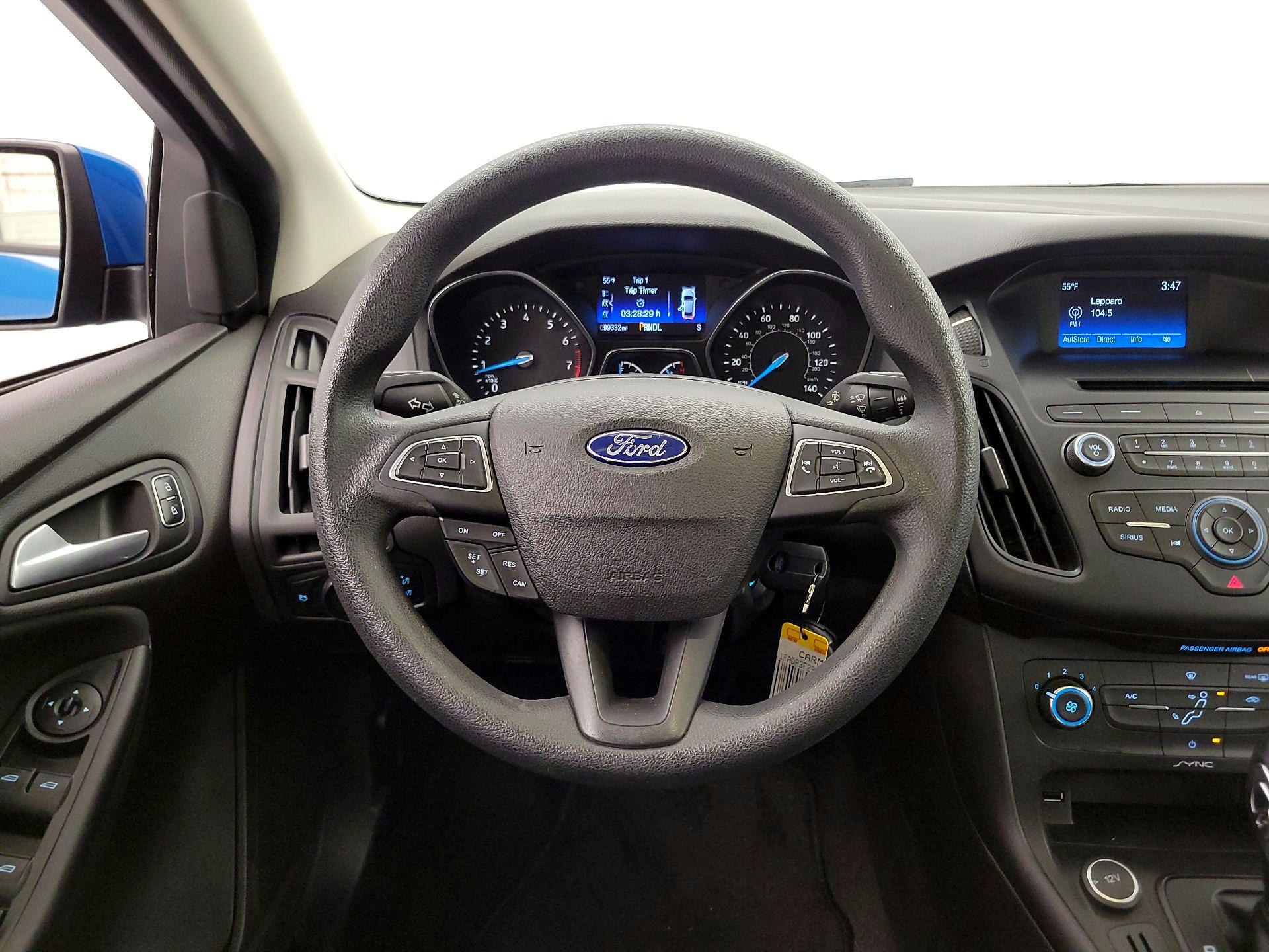 Thumbnail: 2016 Ford Focus - 10