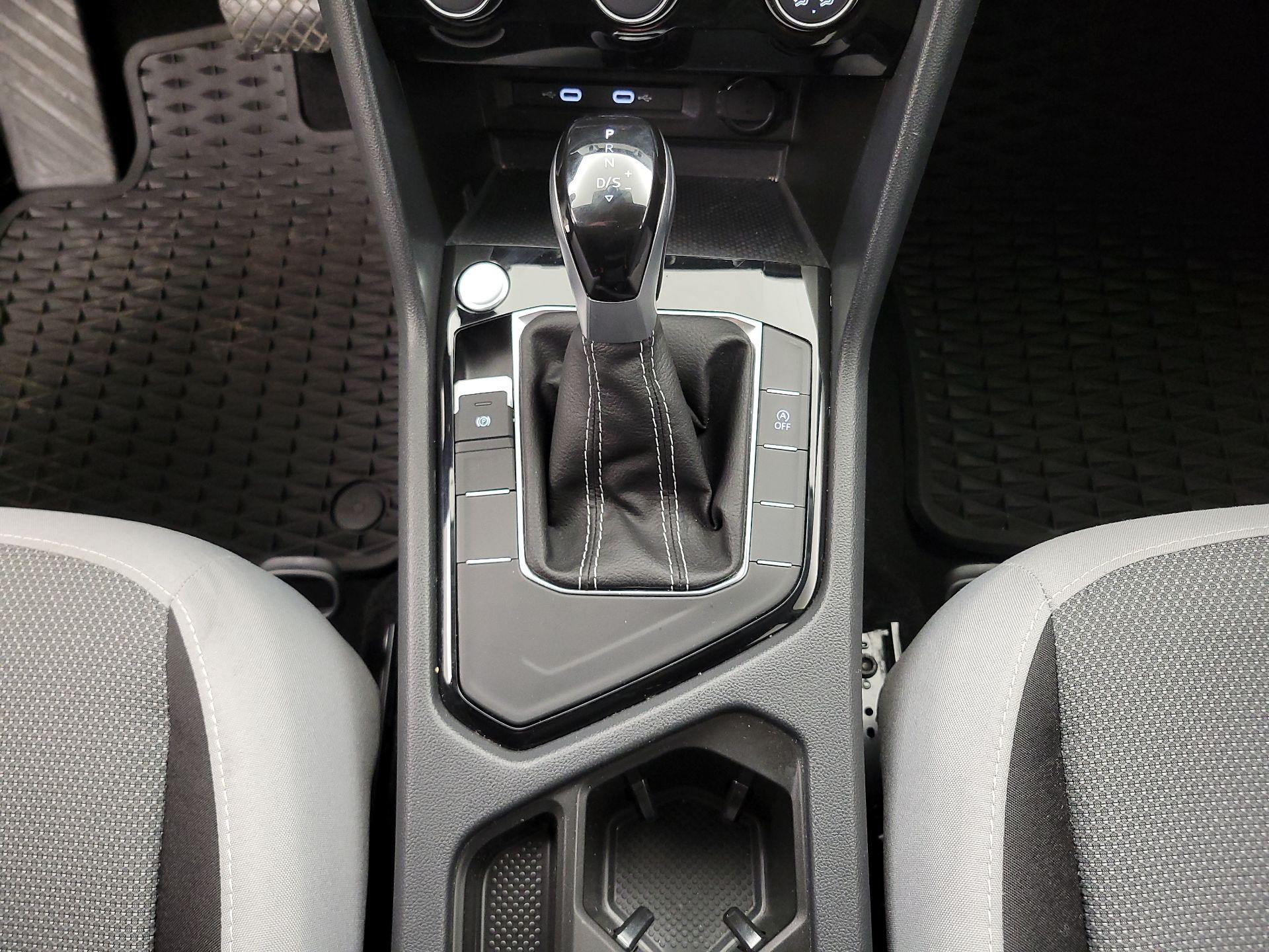 Thumbnail: 2024 Volkswagen Taos - 17