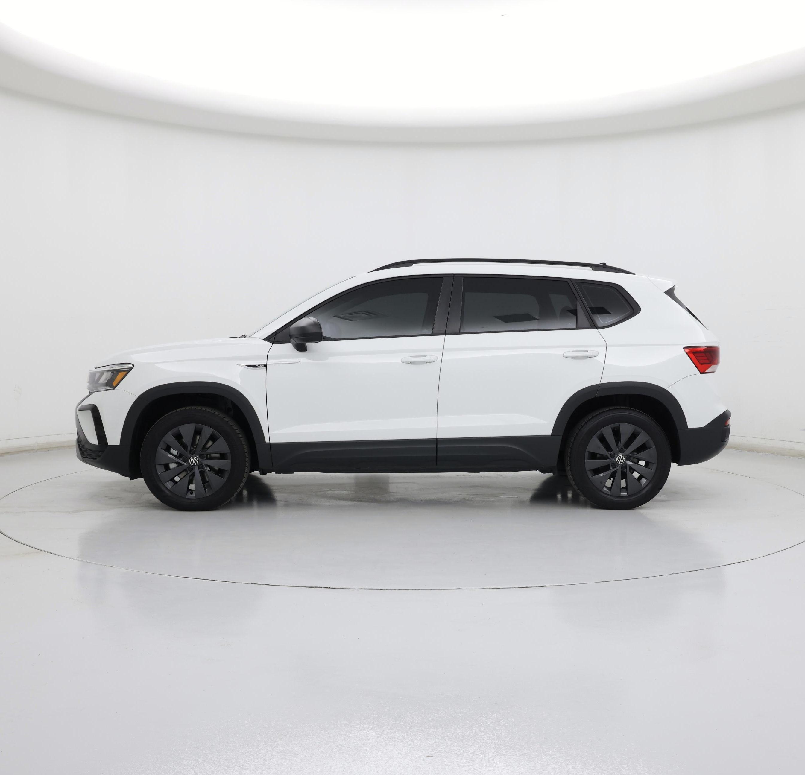 Thumbnail: 2024 Volkswagen Taos - 3