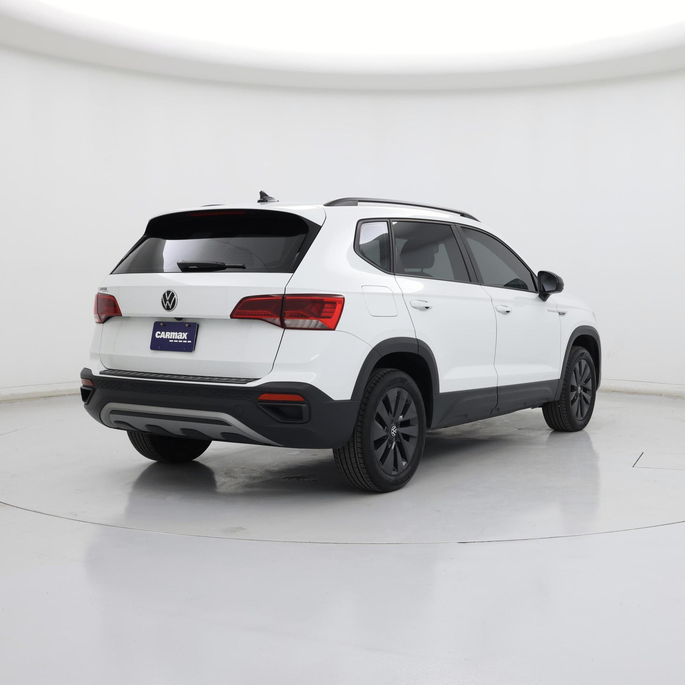 Thumbnail: 2024 Volkswagen Taos - 8