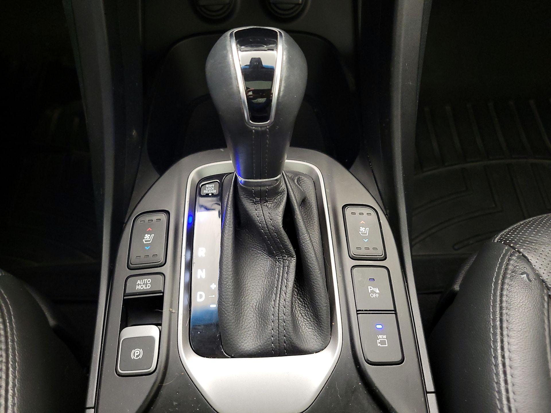 Thumbnail: 2017 Hyundai Santa Fe - 17