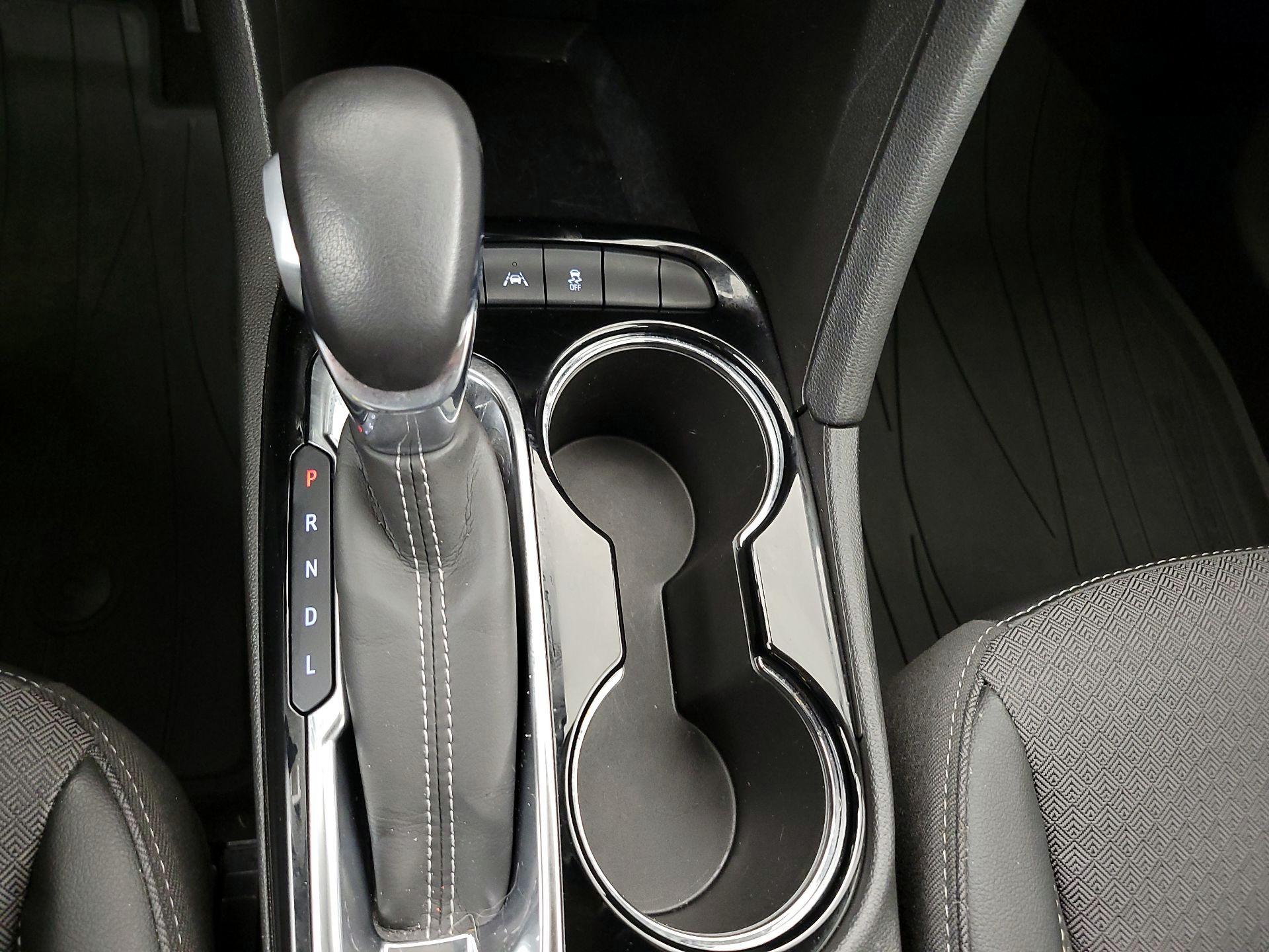 Thumbnail: 2022 Buick Encore GX - 17