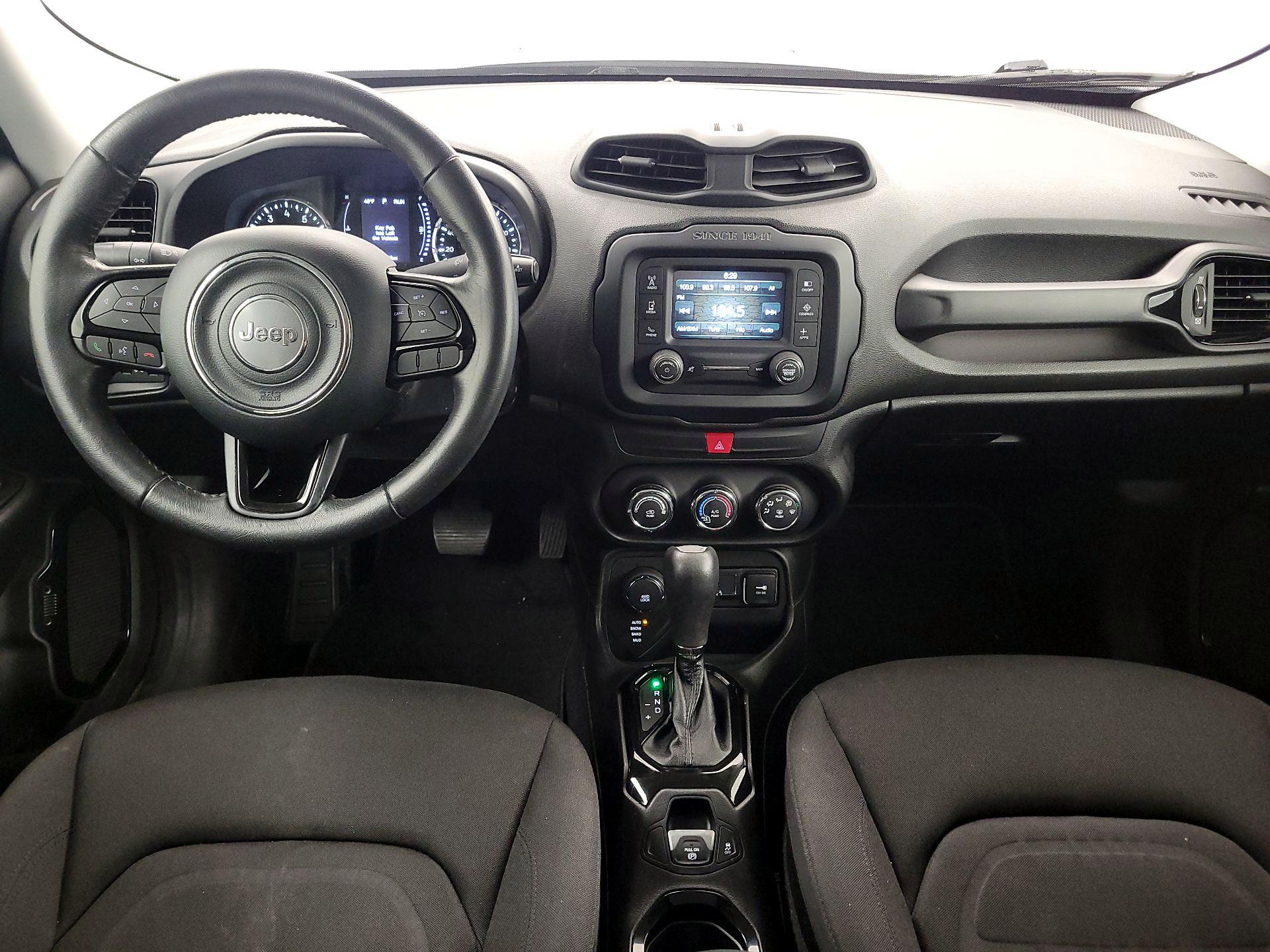 Thumbnail: 2017 Jeep Renegade - 9