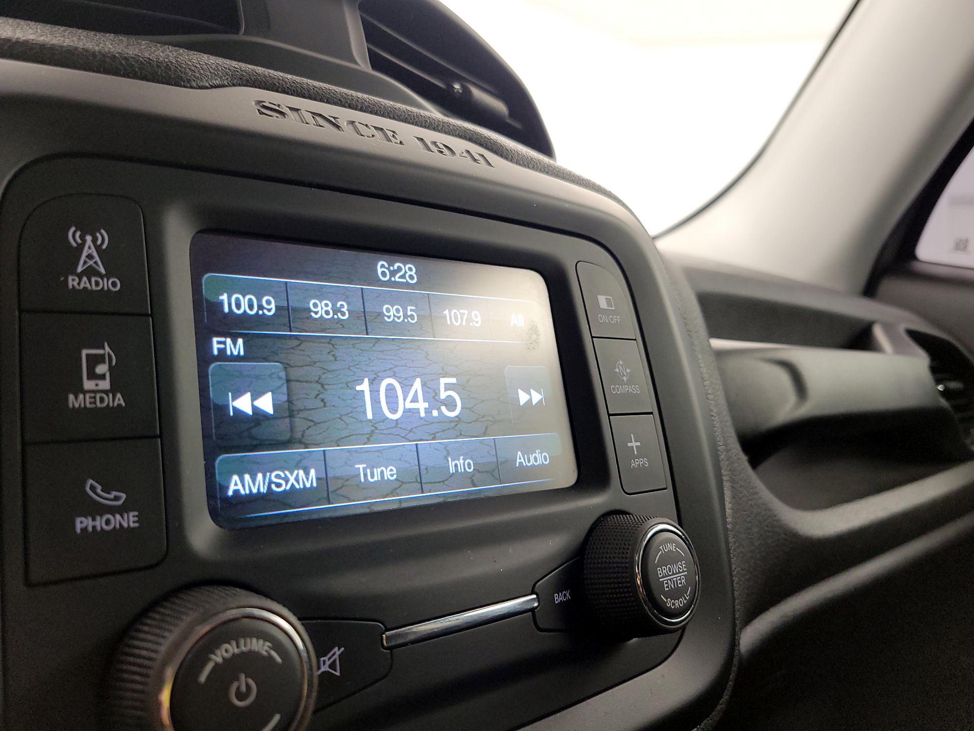 Thumbnail: 2017 Jeep Renegade - 15