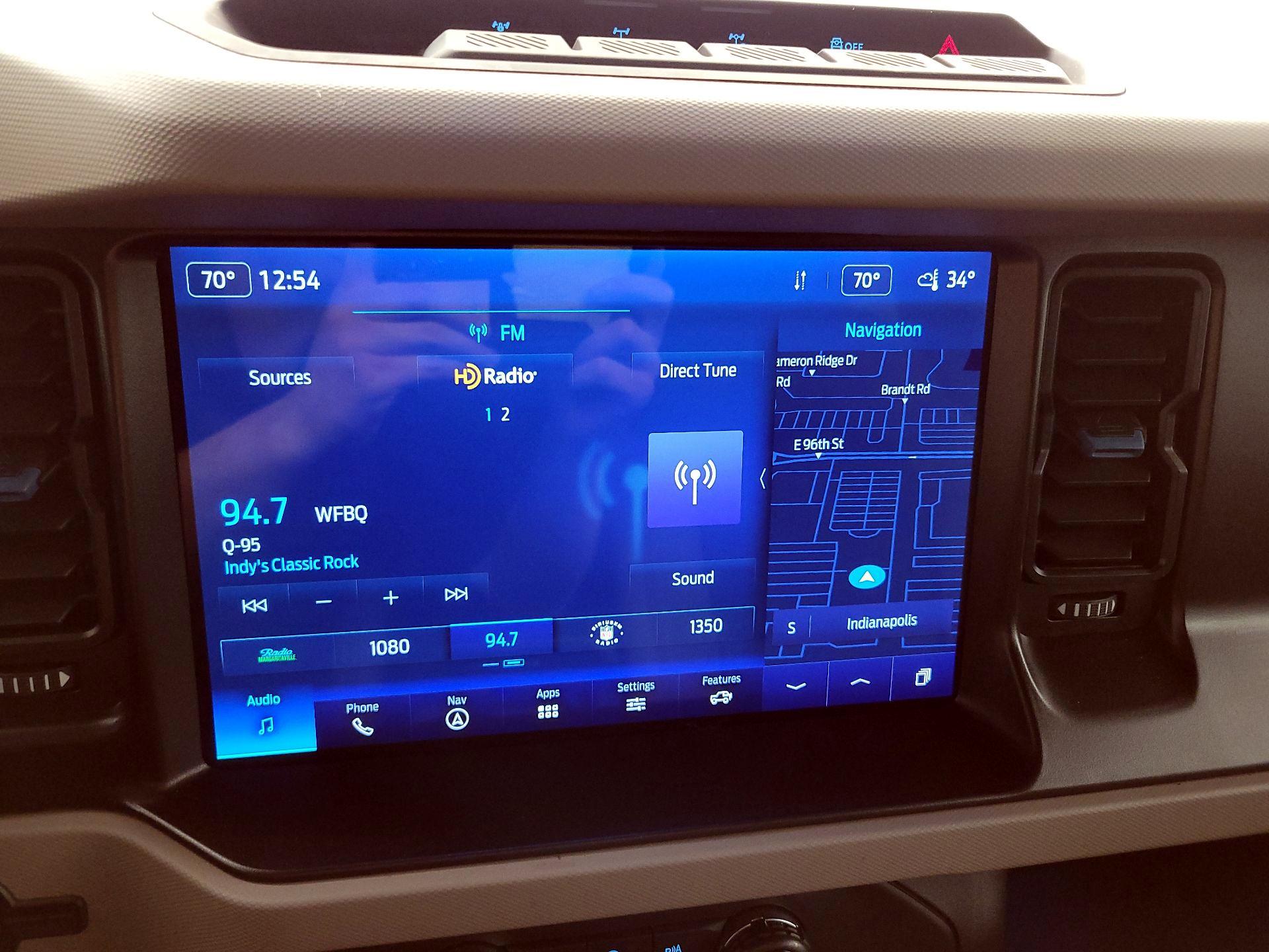 Thumbnail: 2022 Ford Bronco - 16