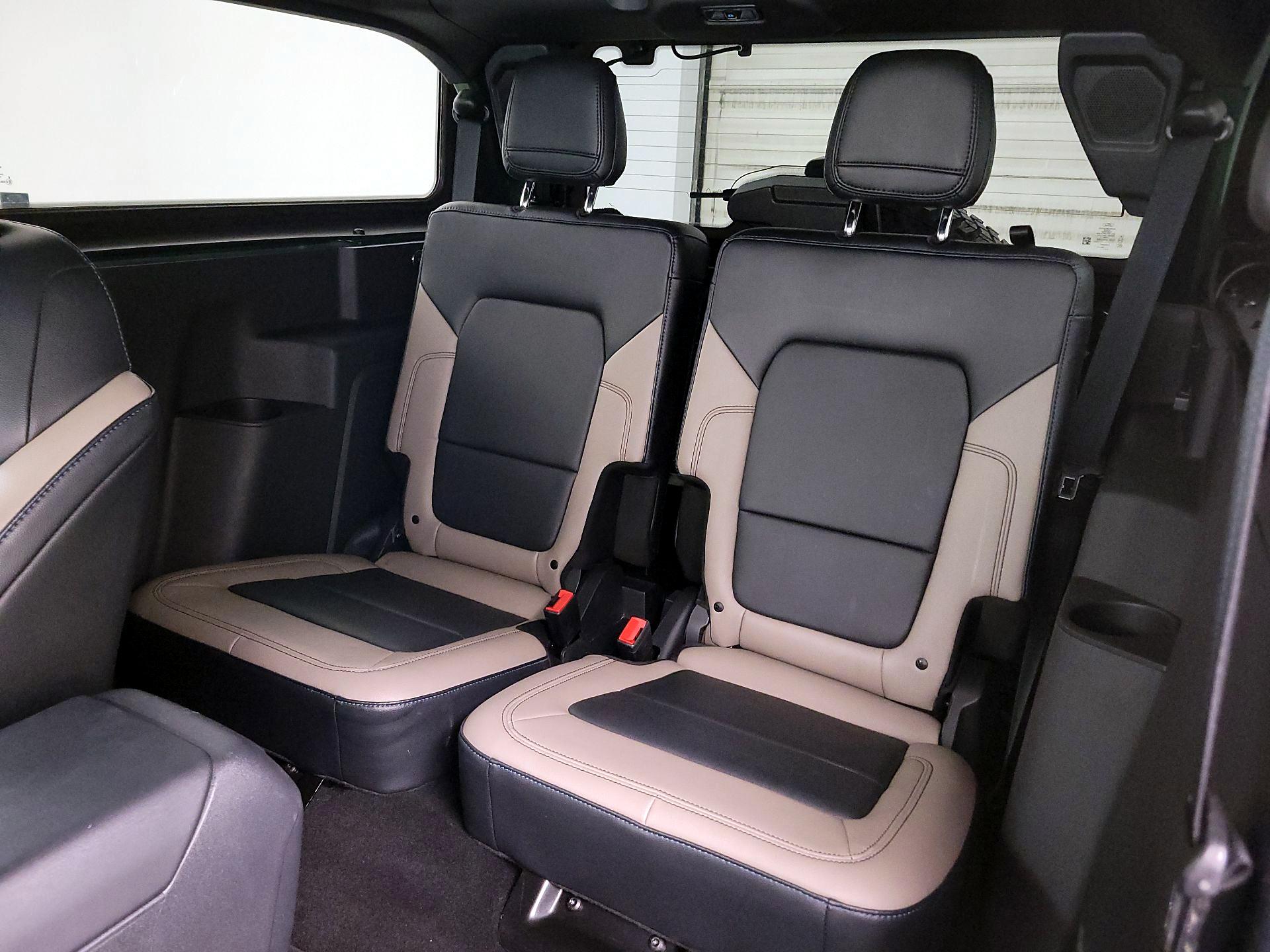 Thumbnail: 2022 Ford Bronco - 20