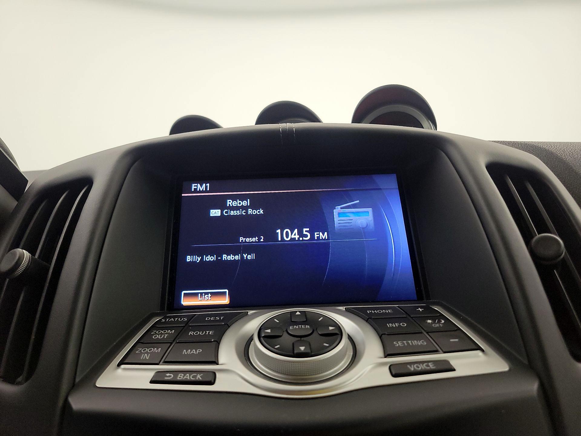 Thumbnail: 2016 Nissan Z - 16