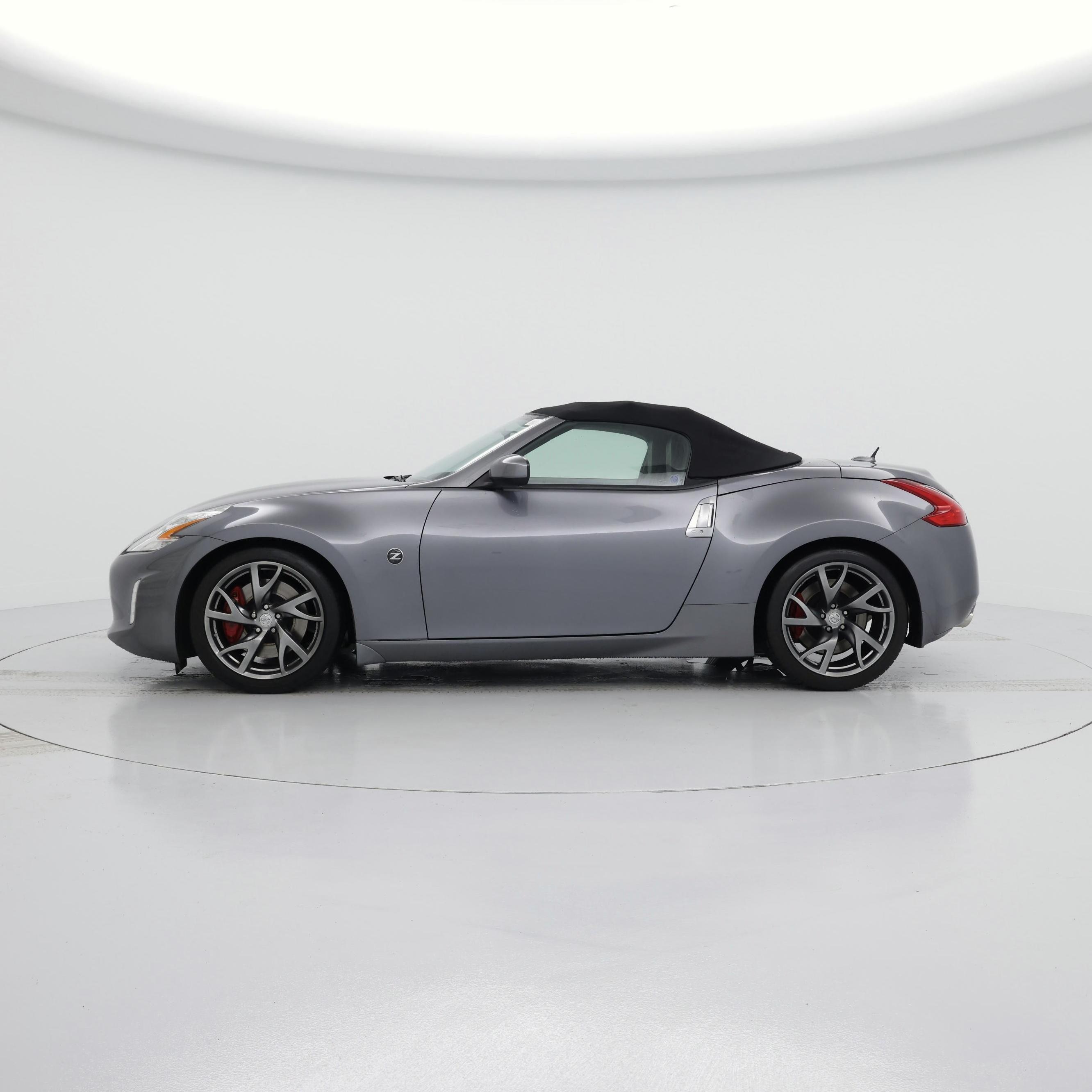 Thumbnail: 2016 Nissan Z - 3