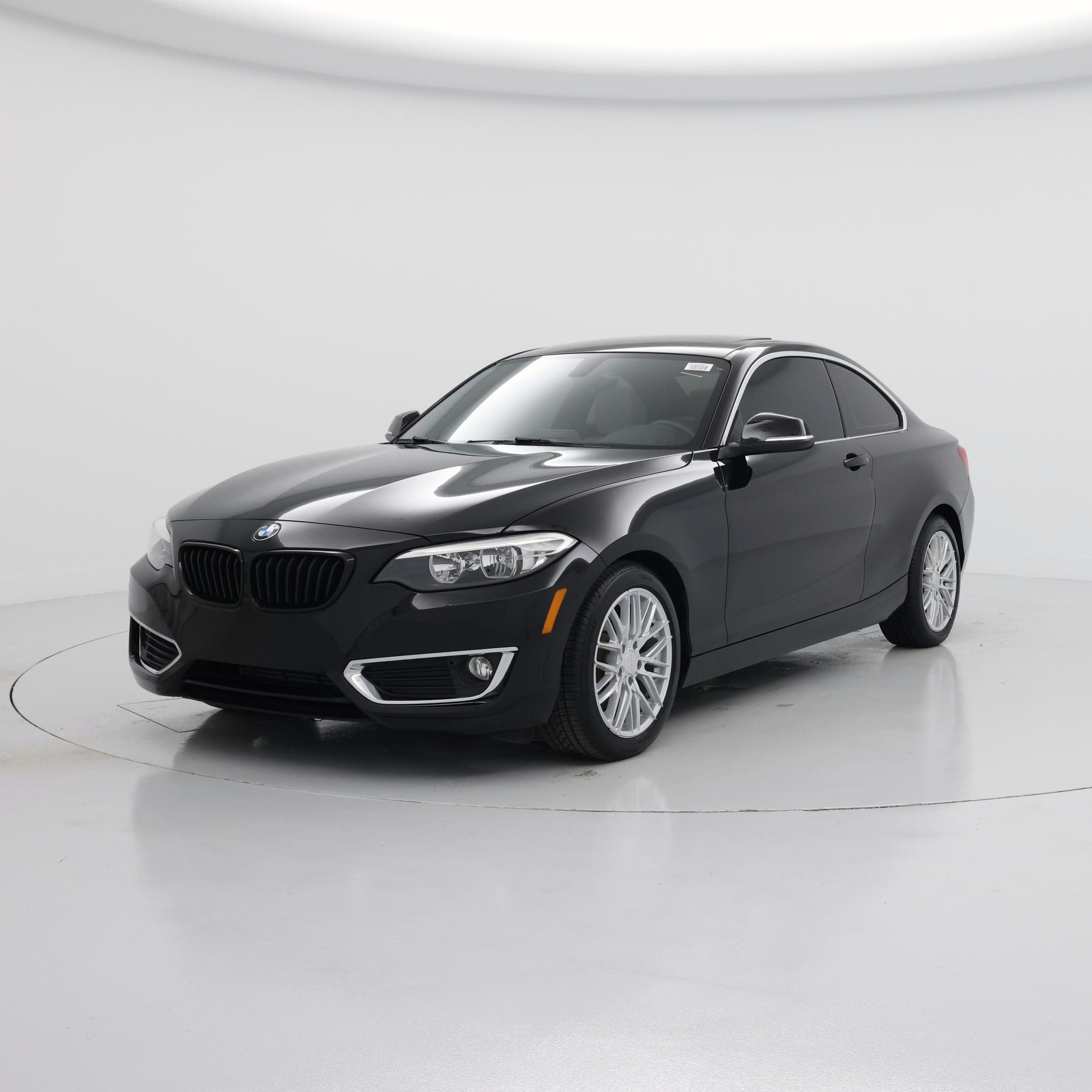 Thumbnail: 2016 BMW 2 Series - 4