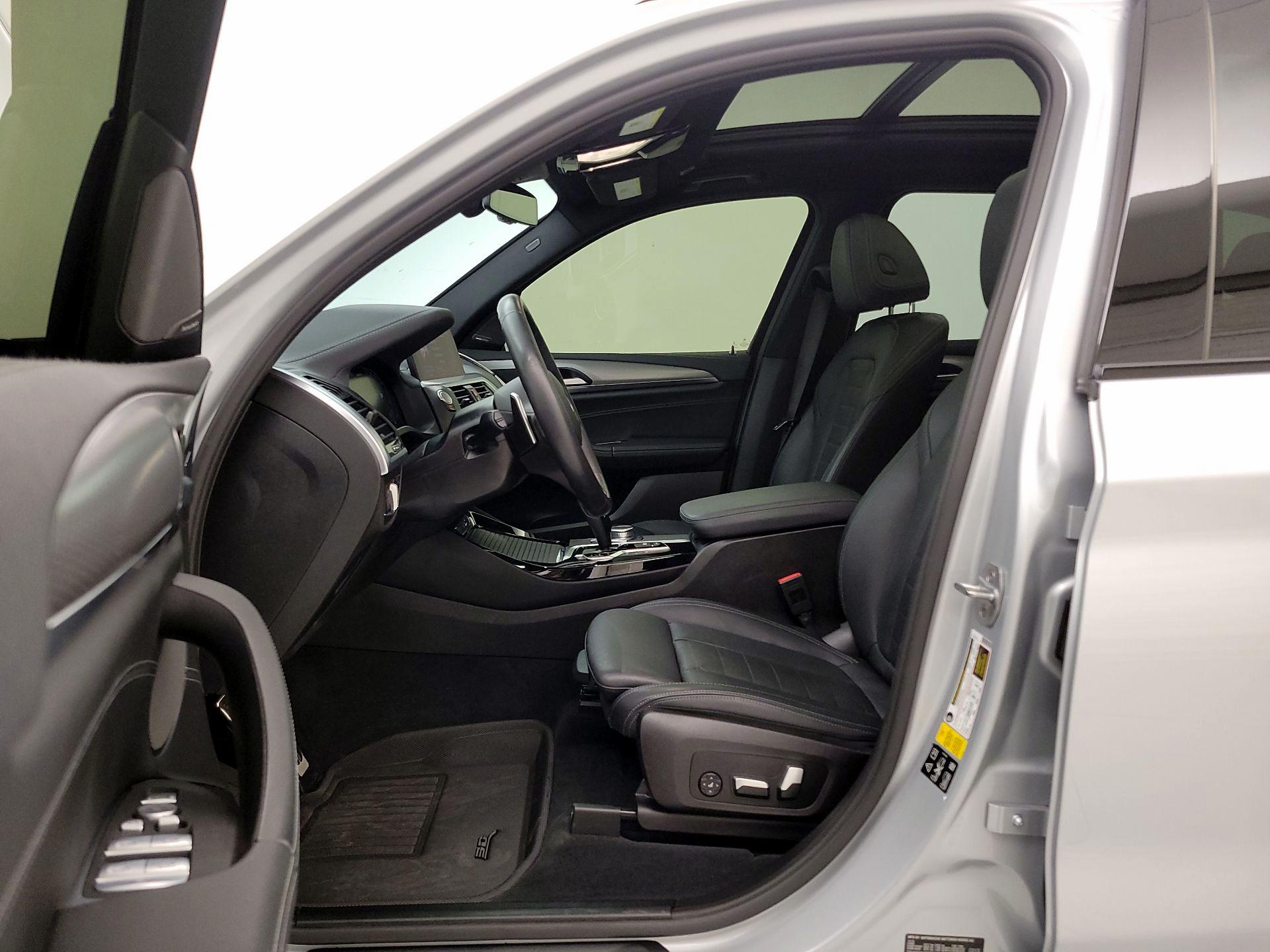 Thumbnail: 2020 BMW X3 - 11