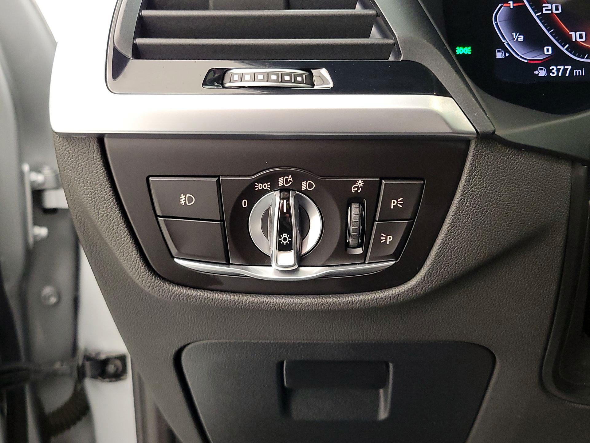 Thumbnail: 2020 BMW X3 - 13