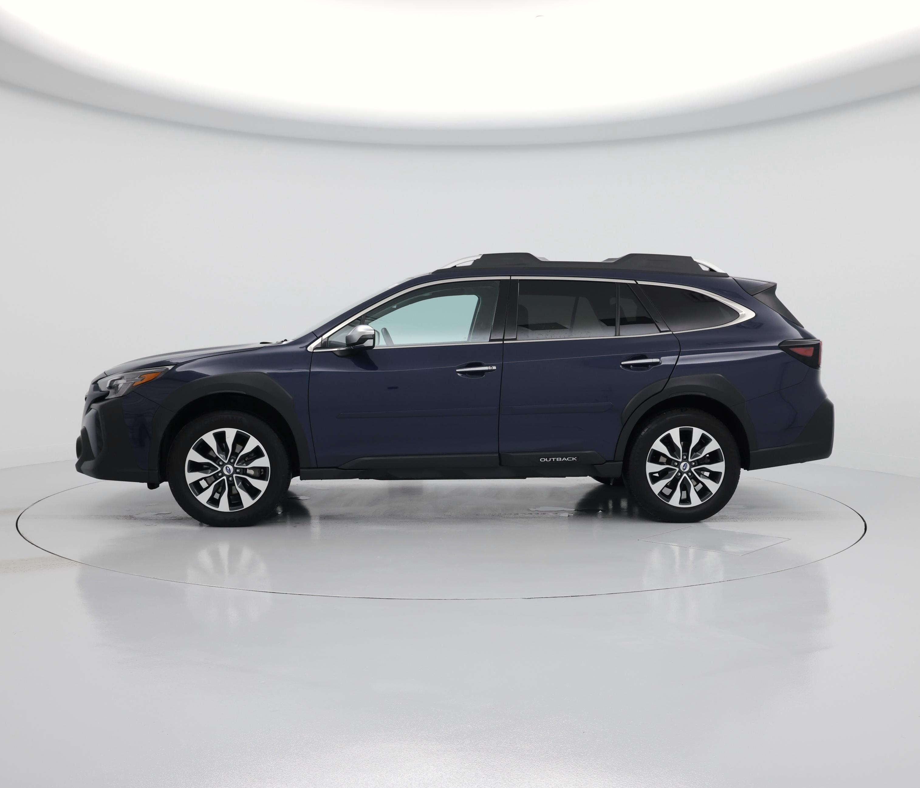 Thumbnail: 2023 Subaru Outback - 3