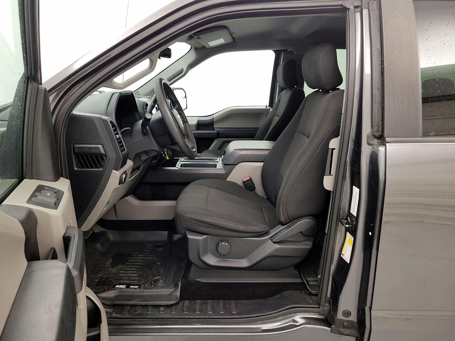 Thumbnail: 2017 Ford F-150 - 11