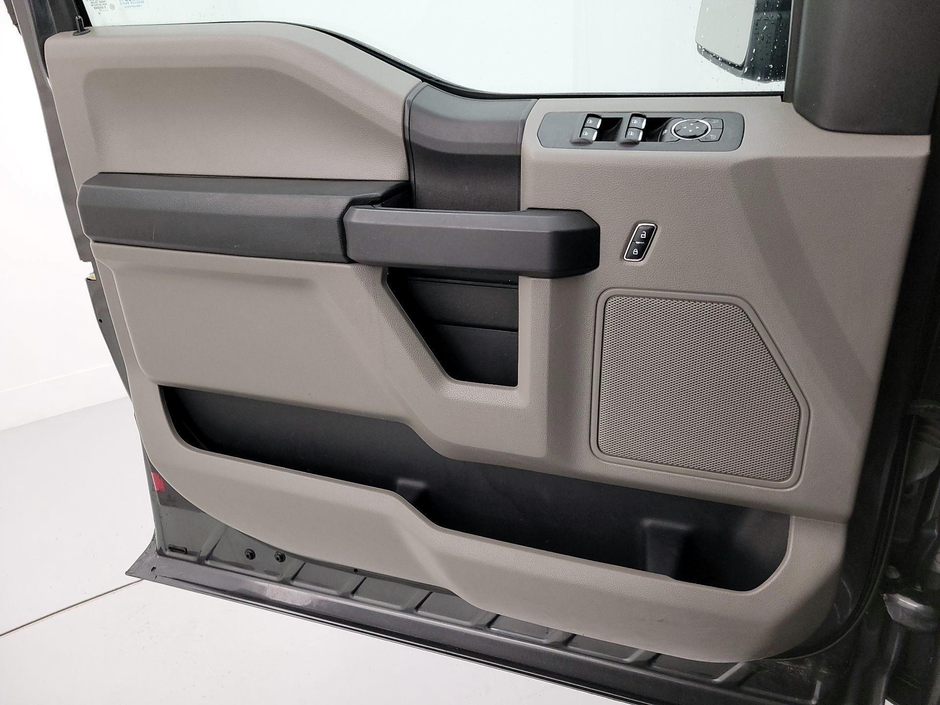 Thumbnail: 2017 Ford F-150 - 12