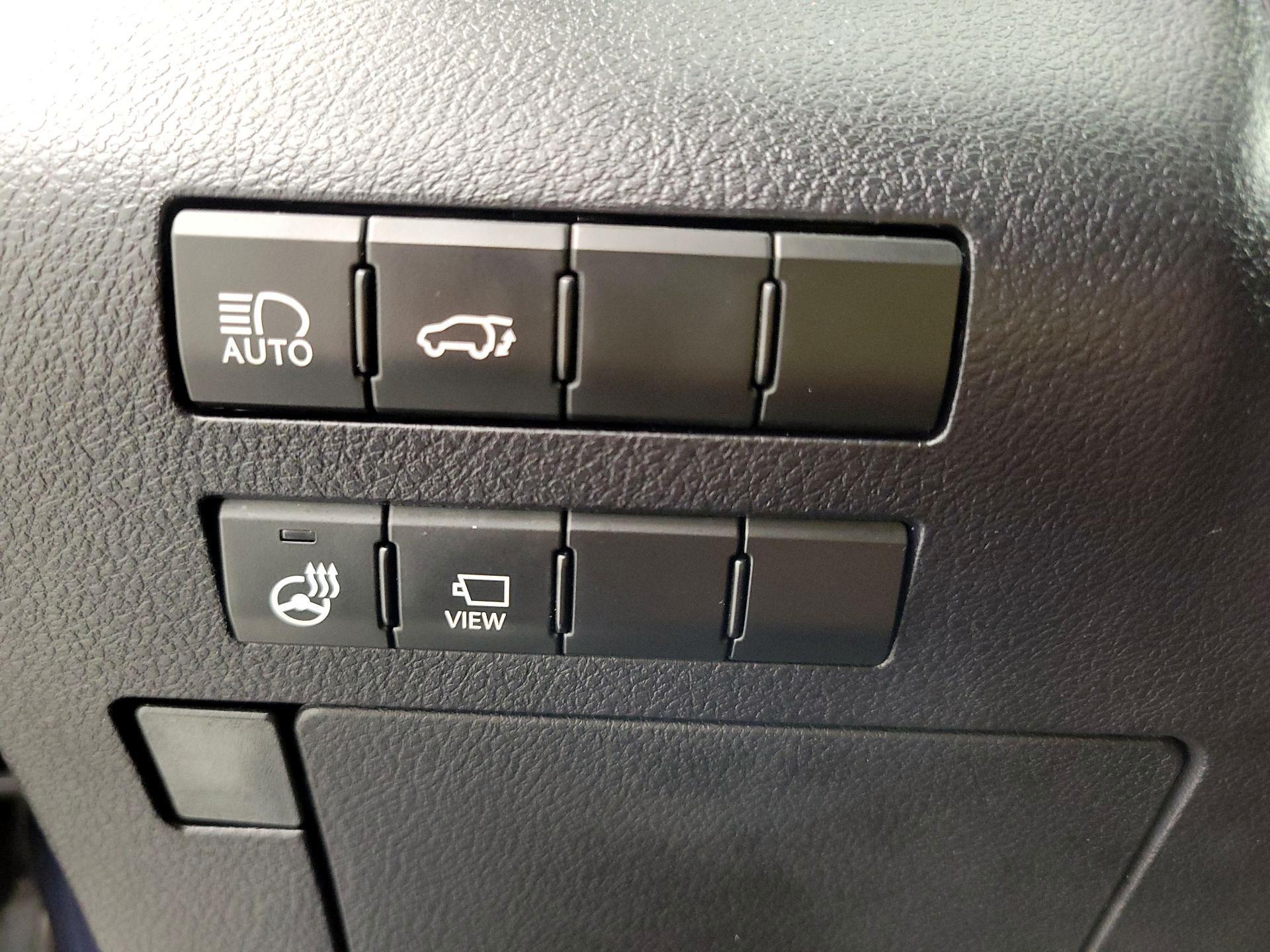 Thumbnail: 2022 Lexus RX - 13