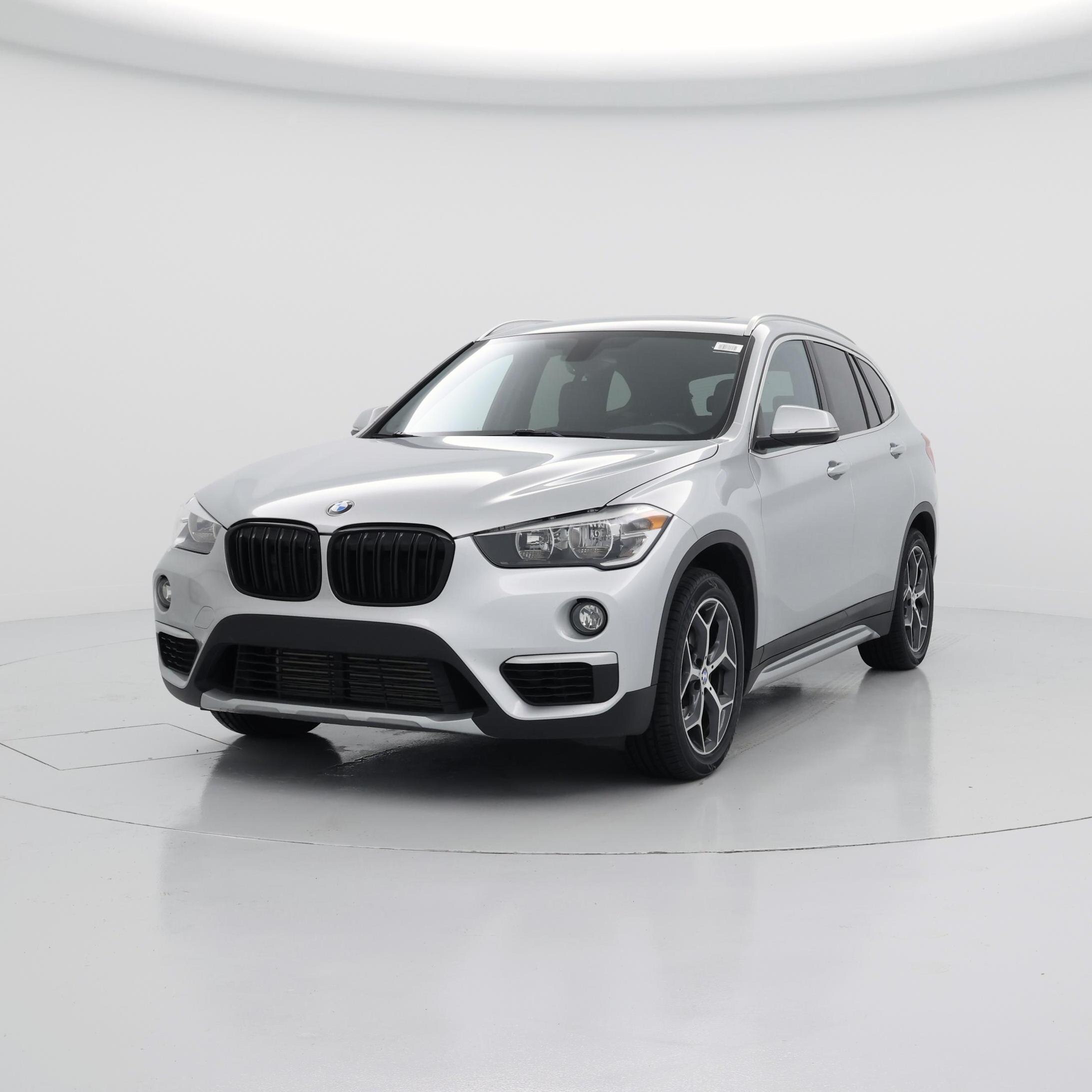 Thumbnail: 2018 BMW X1 - 4