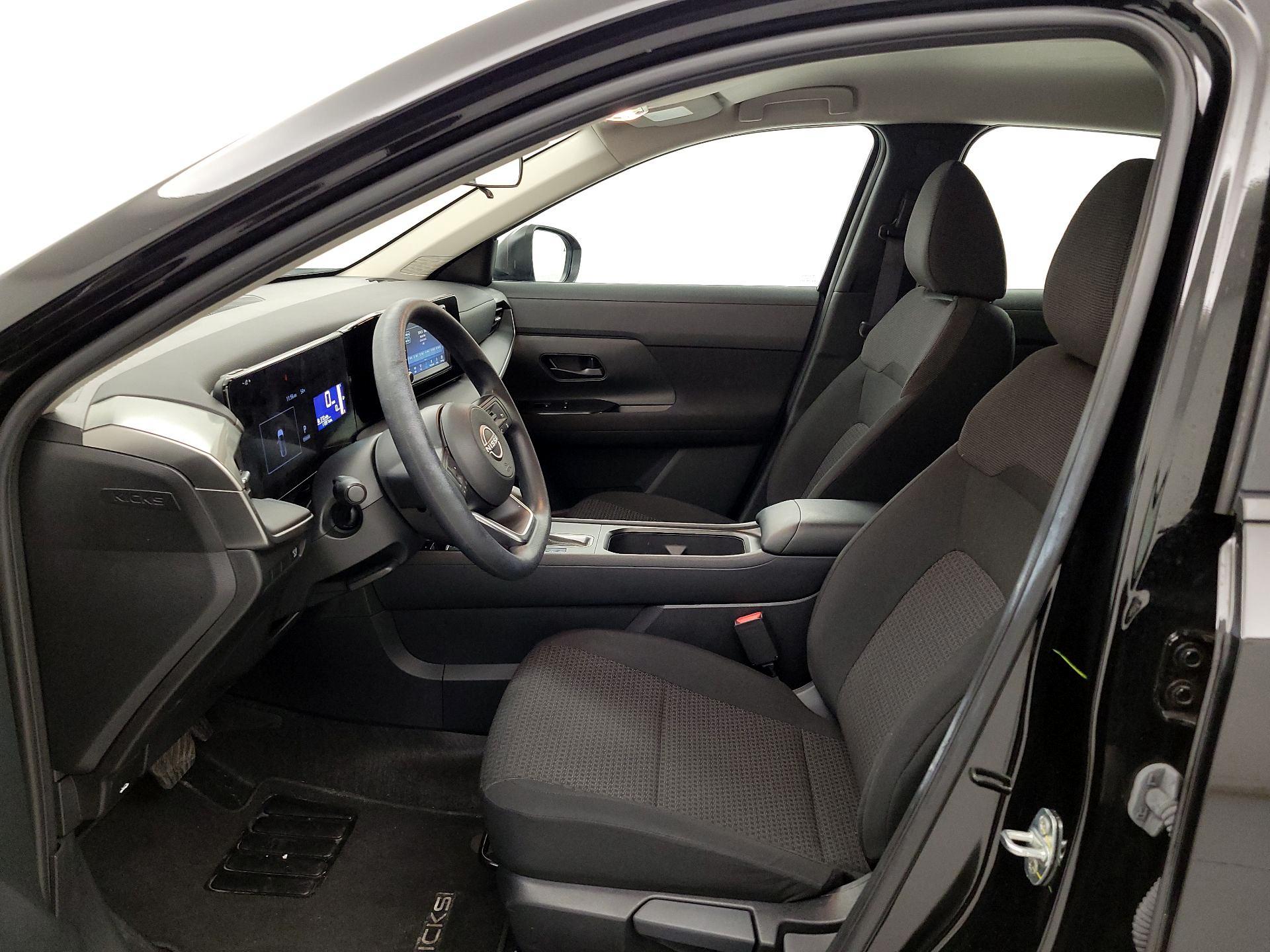 Thumbnail: 2025 Nissan Kicks - 11