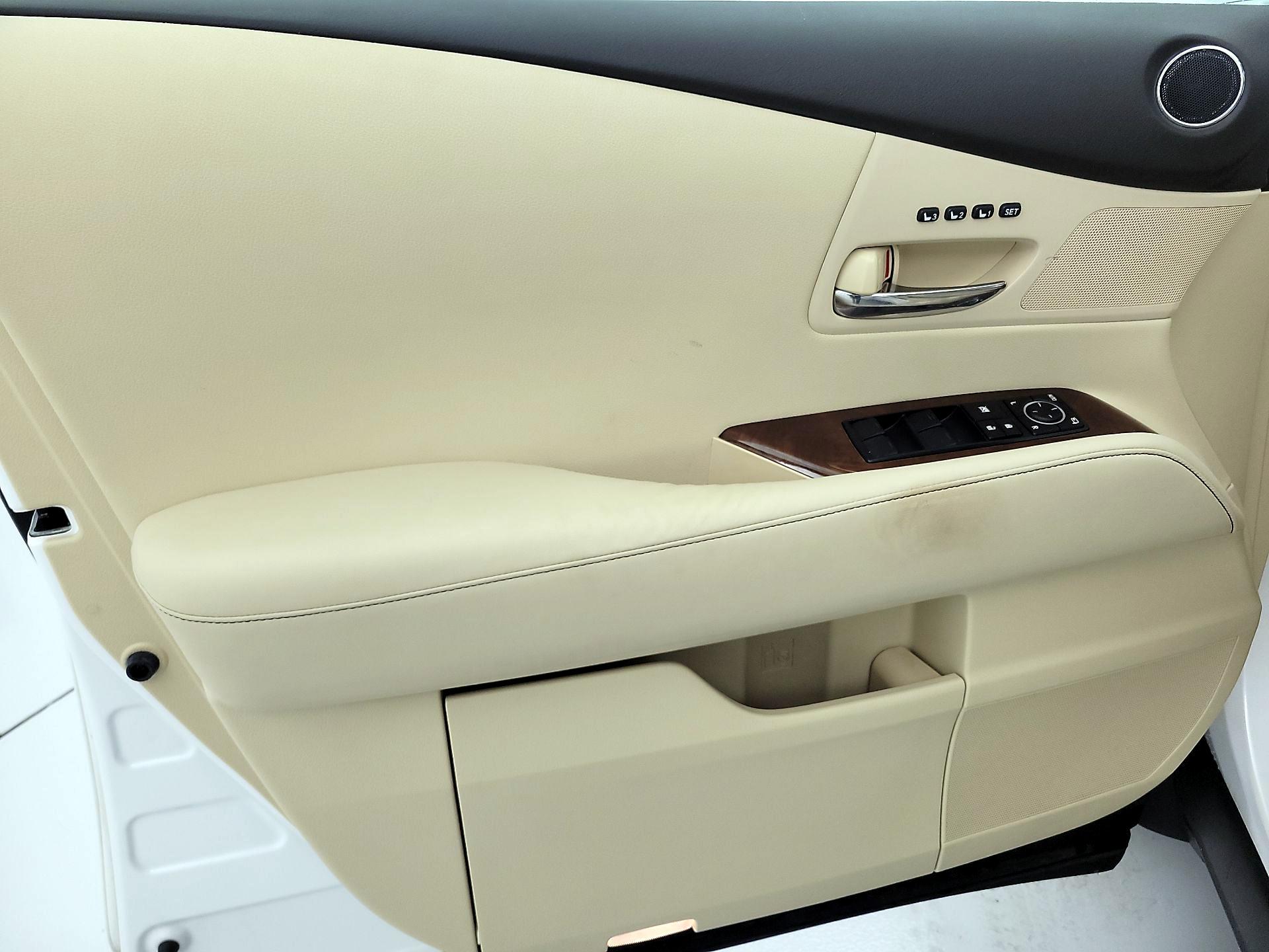 Thumbnail: 2014 Lexus RX - 12