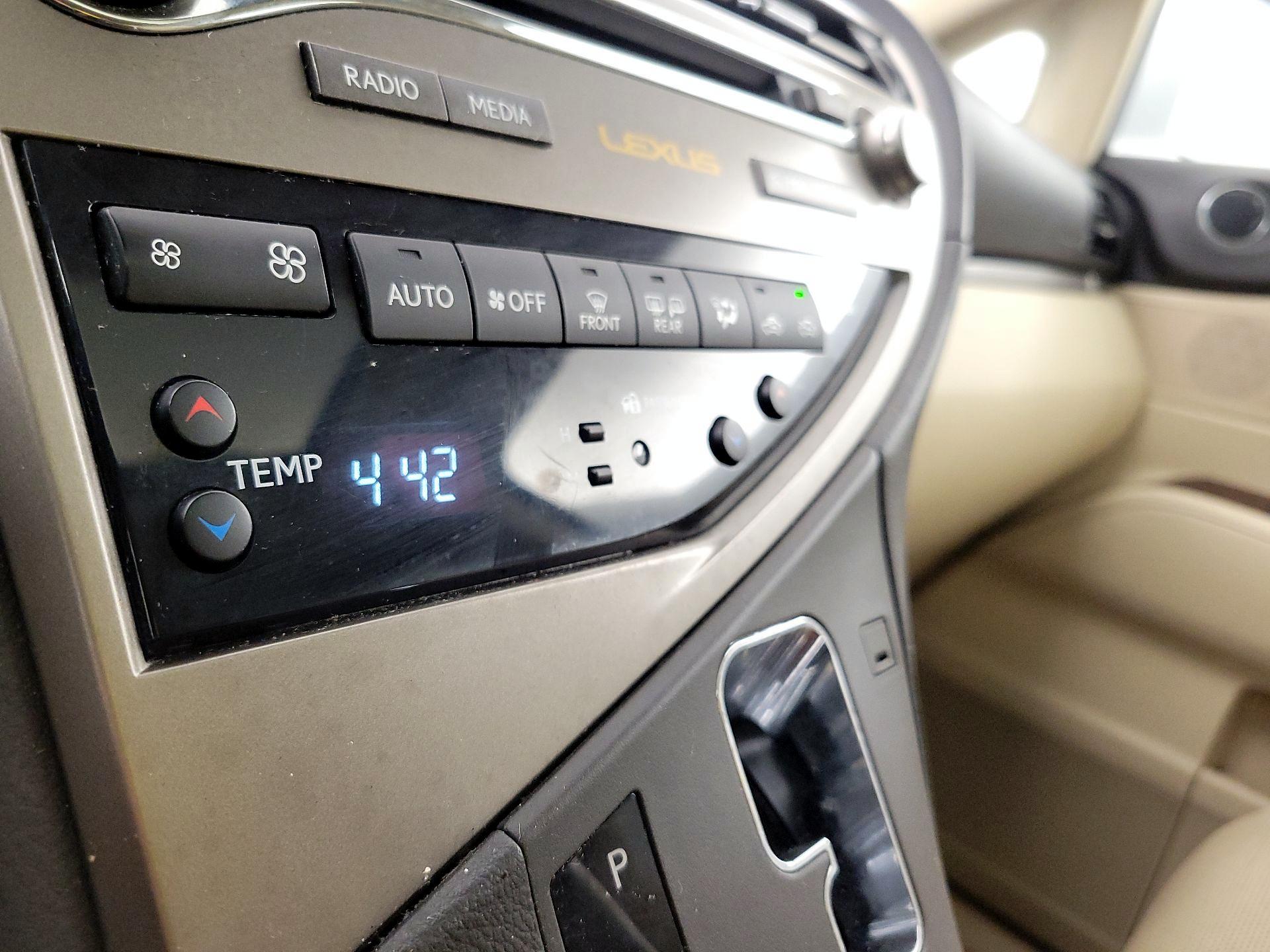 Thumbnail: 2014 Lexus RX - 16