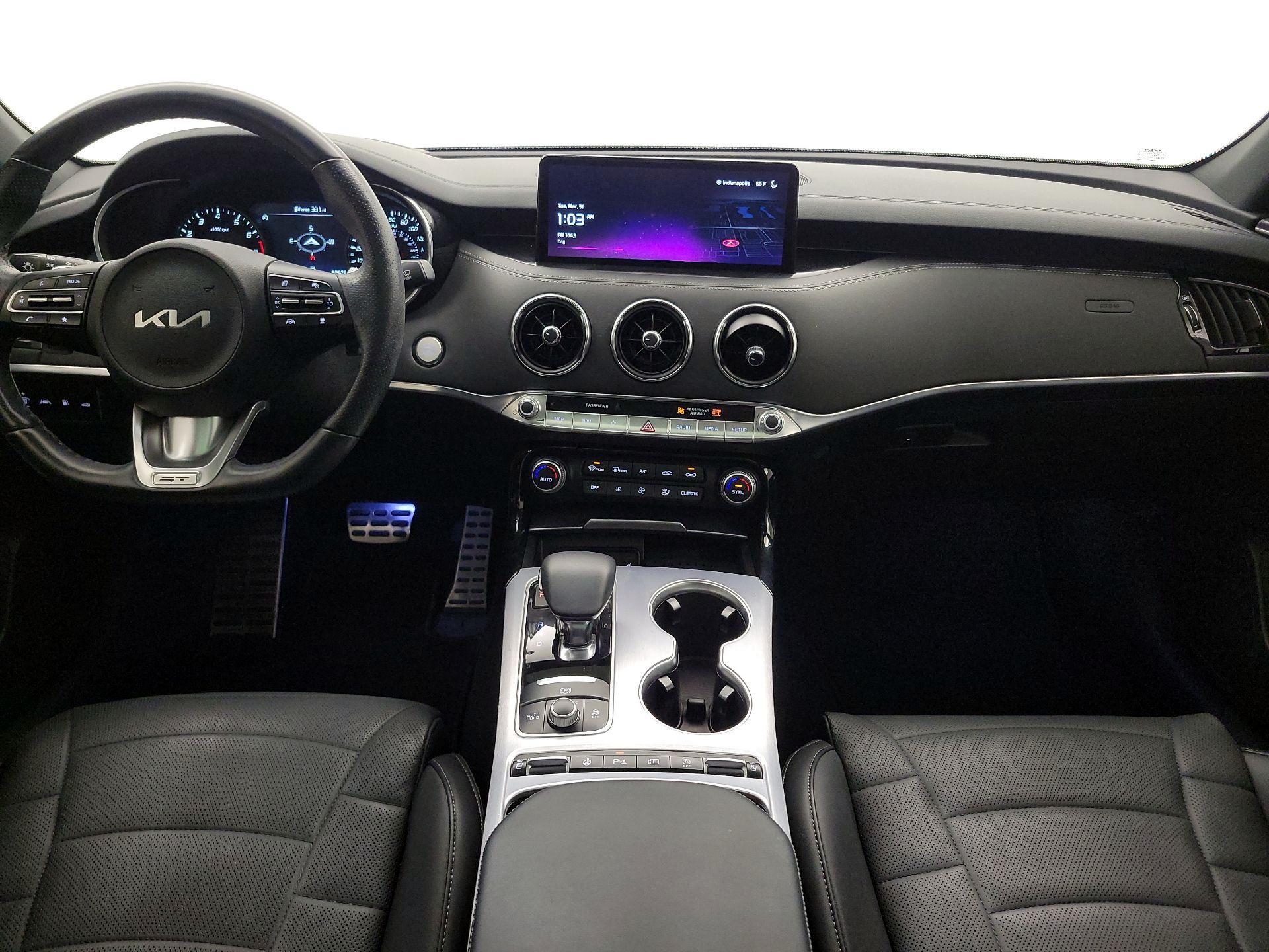 Thumbnail: 2023 Kia Stinger - 9