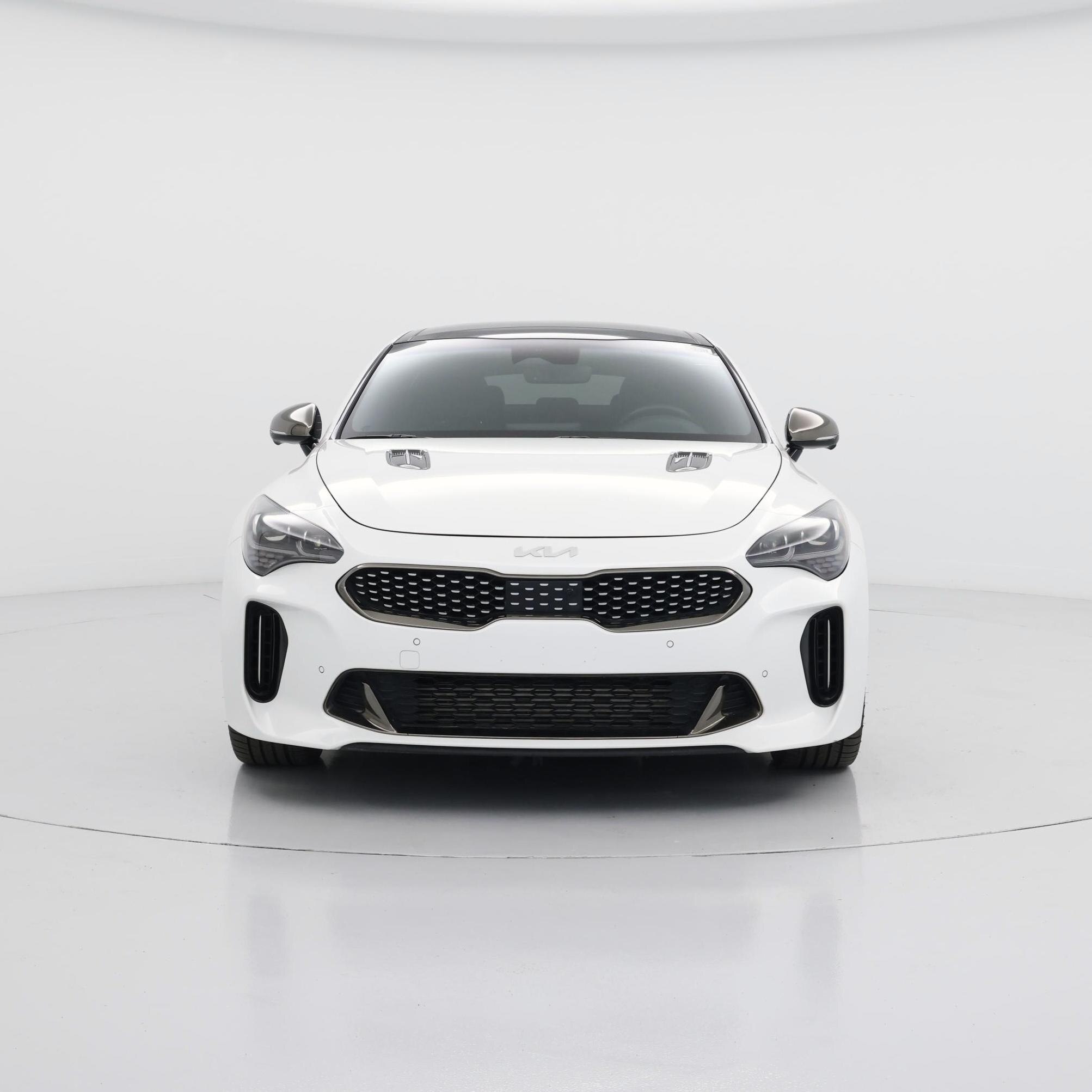 Thumbnail: 2023 Kia Stinger - 5