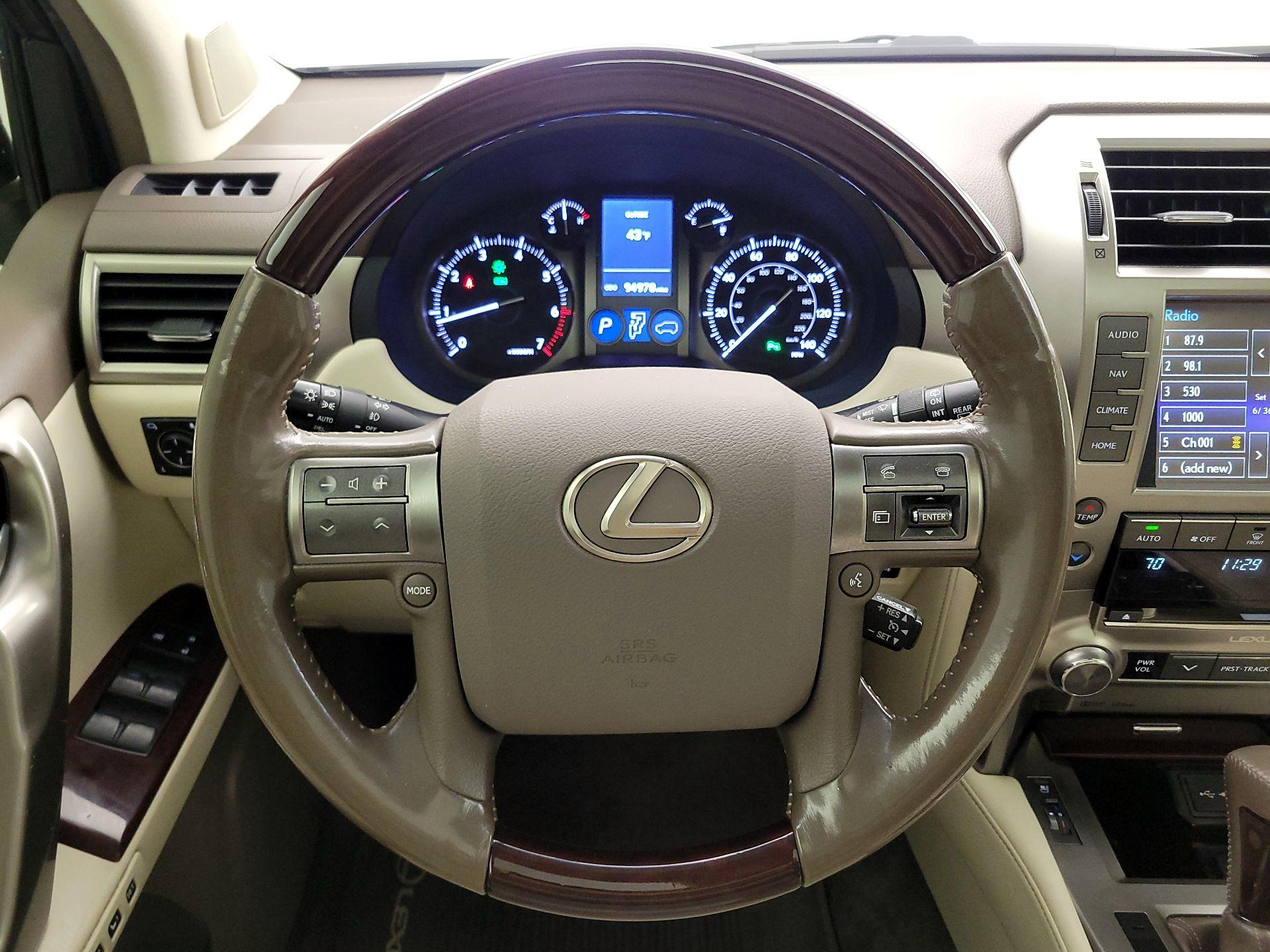 Thumbnail: 2019 Lexus GX - 10