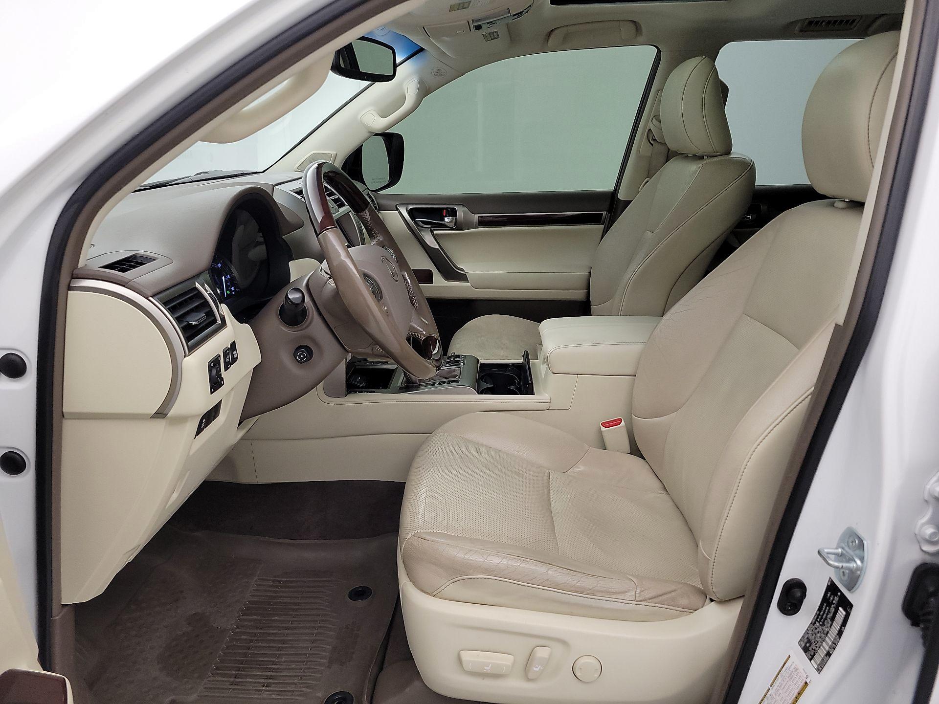 Thumbnail: 2019 Lexus GX - 11