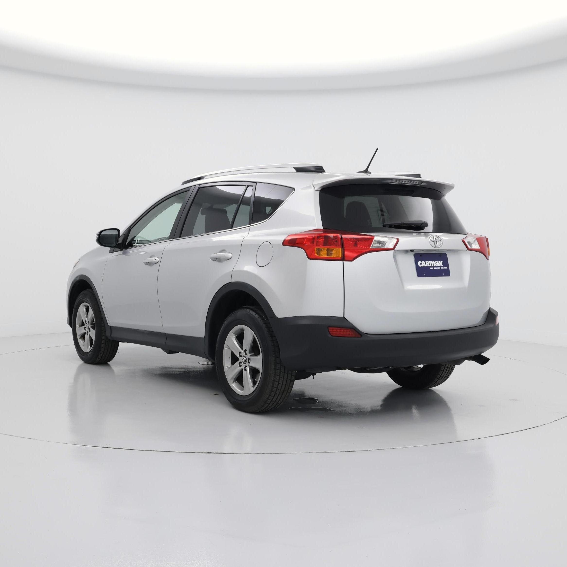 Thumbnail: 2015 Toyota RAV4 - 2
