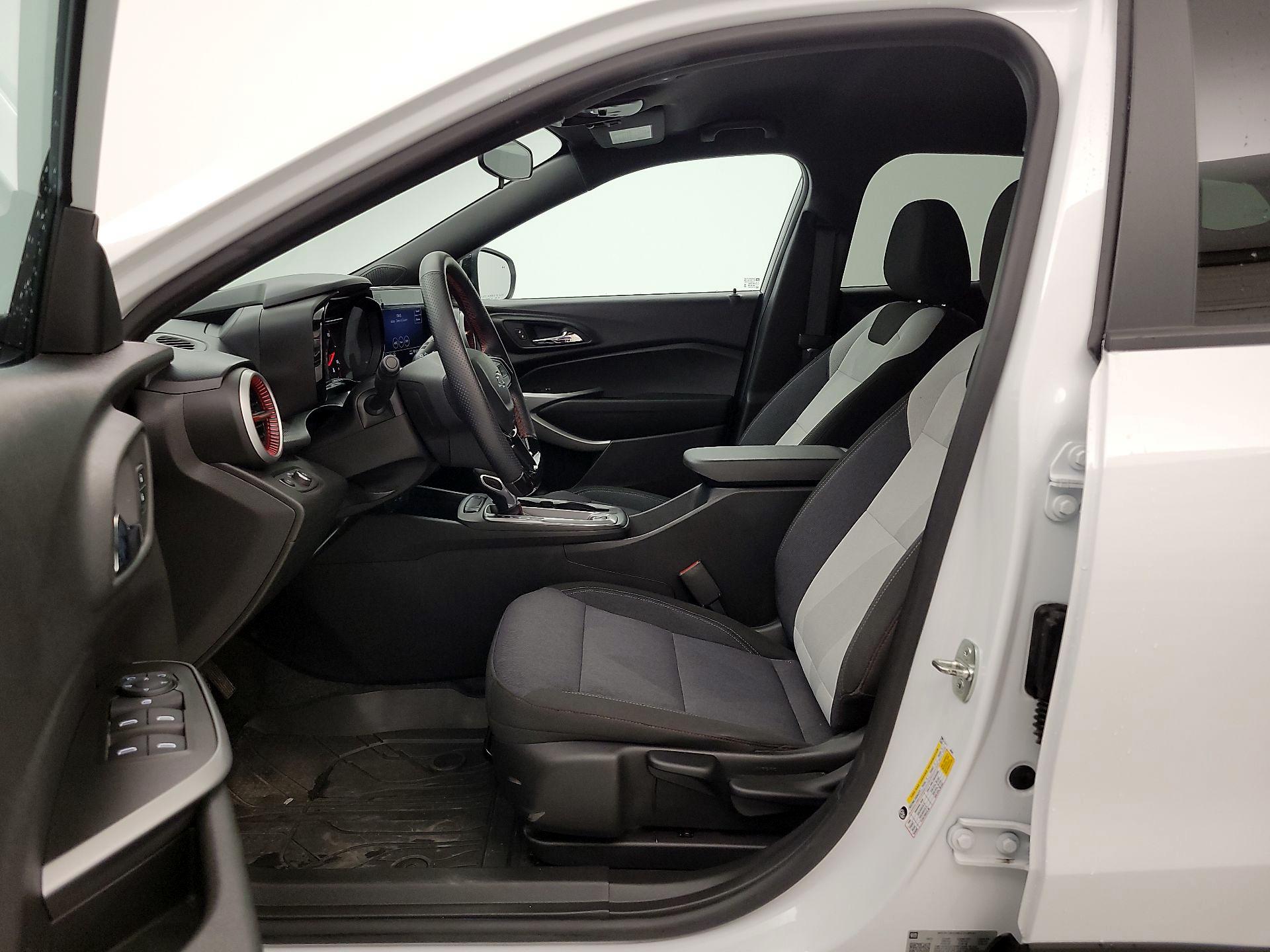 Thumbnail: 2024 Chevrolet Trax - 11