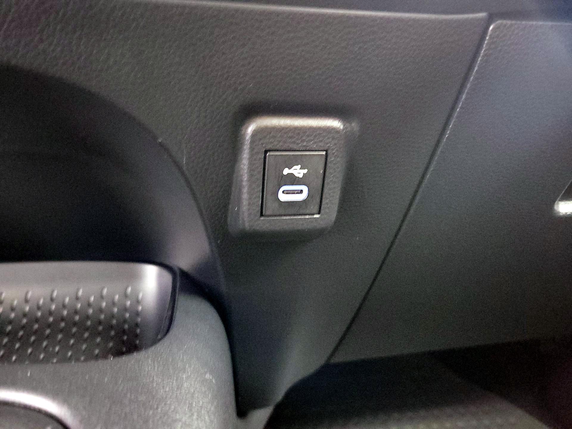 Thumbnail: 2023 Toyota Corolla - 18