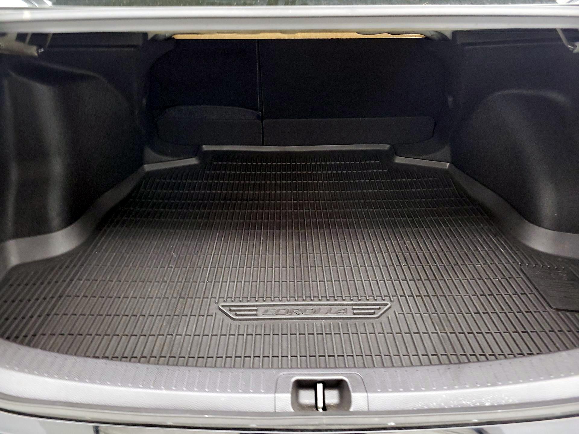 Thumbnail: 2023 Toyota Corolla - 20