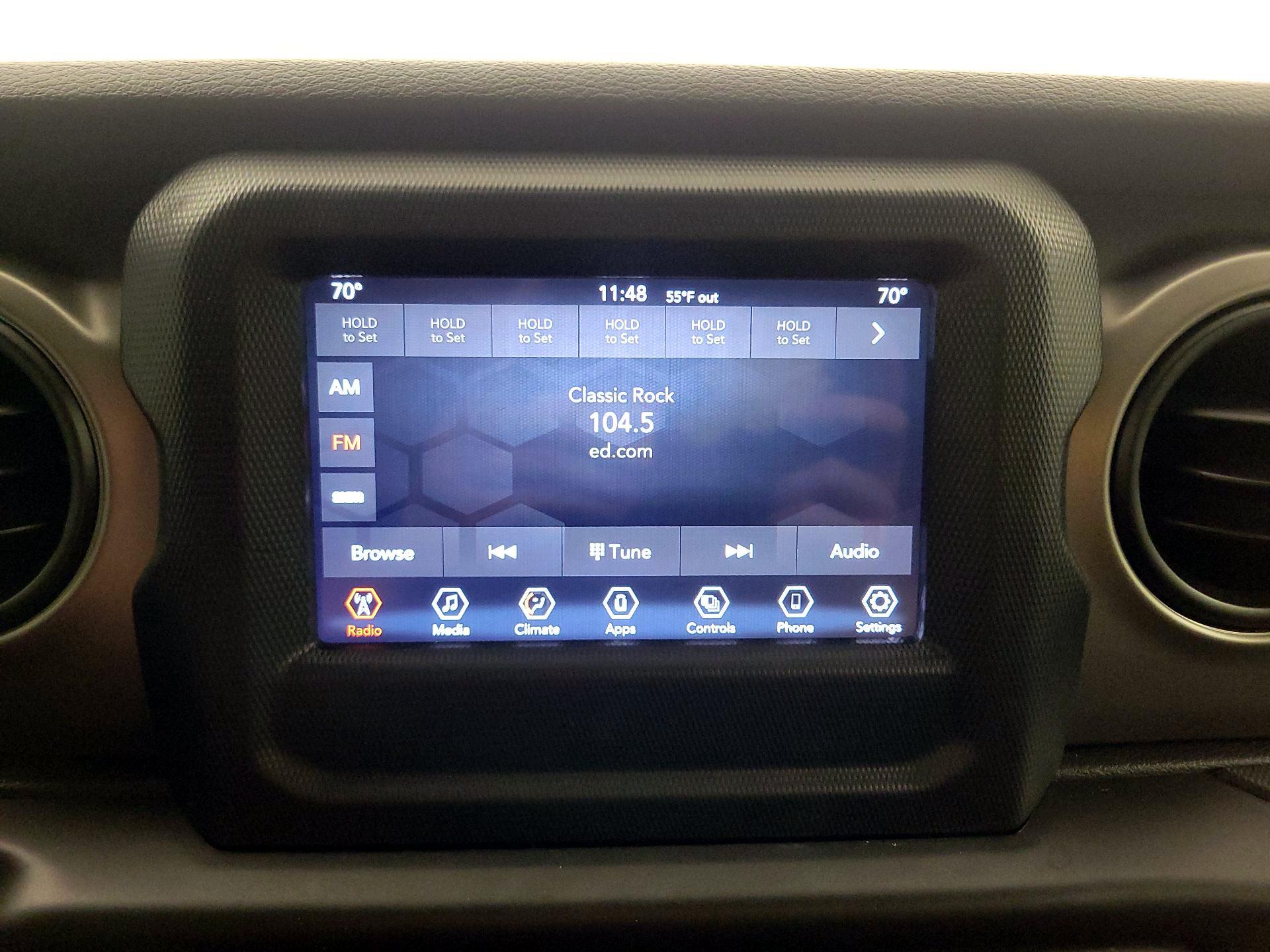 Thumbnail: 2021 Jeep Wrangler - 15