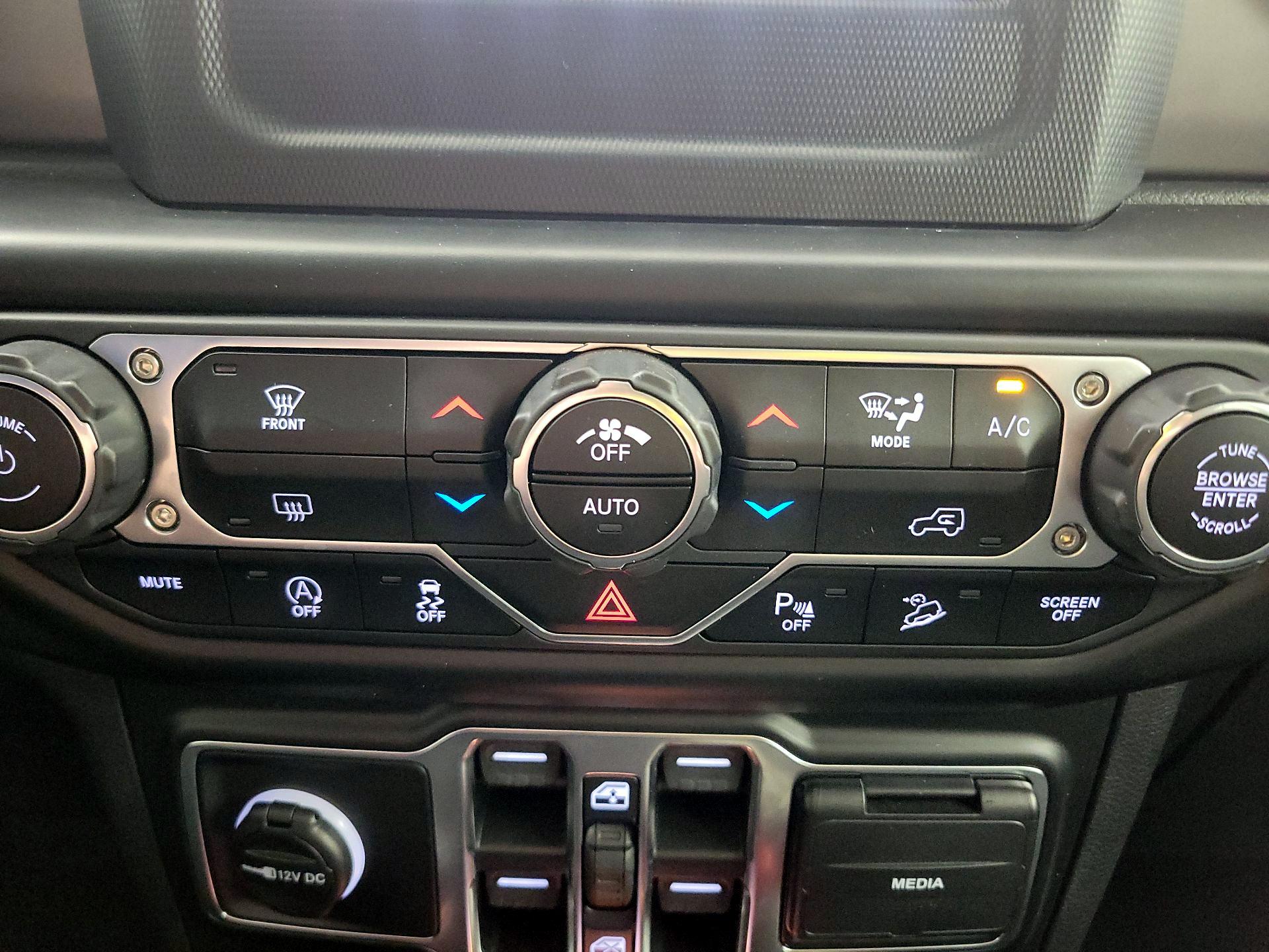 Thumbnail: 2021 Jeep Wrangler - 16