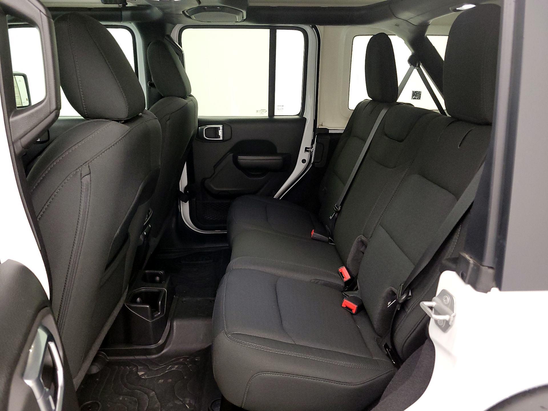 Thumbnail: 2021 Jeep Wrangler - 19