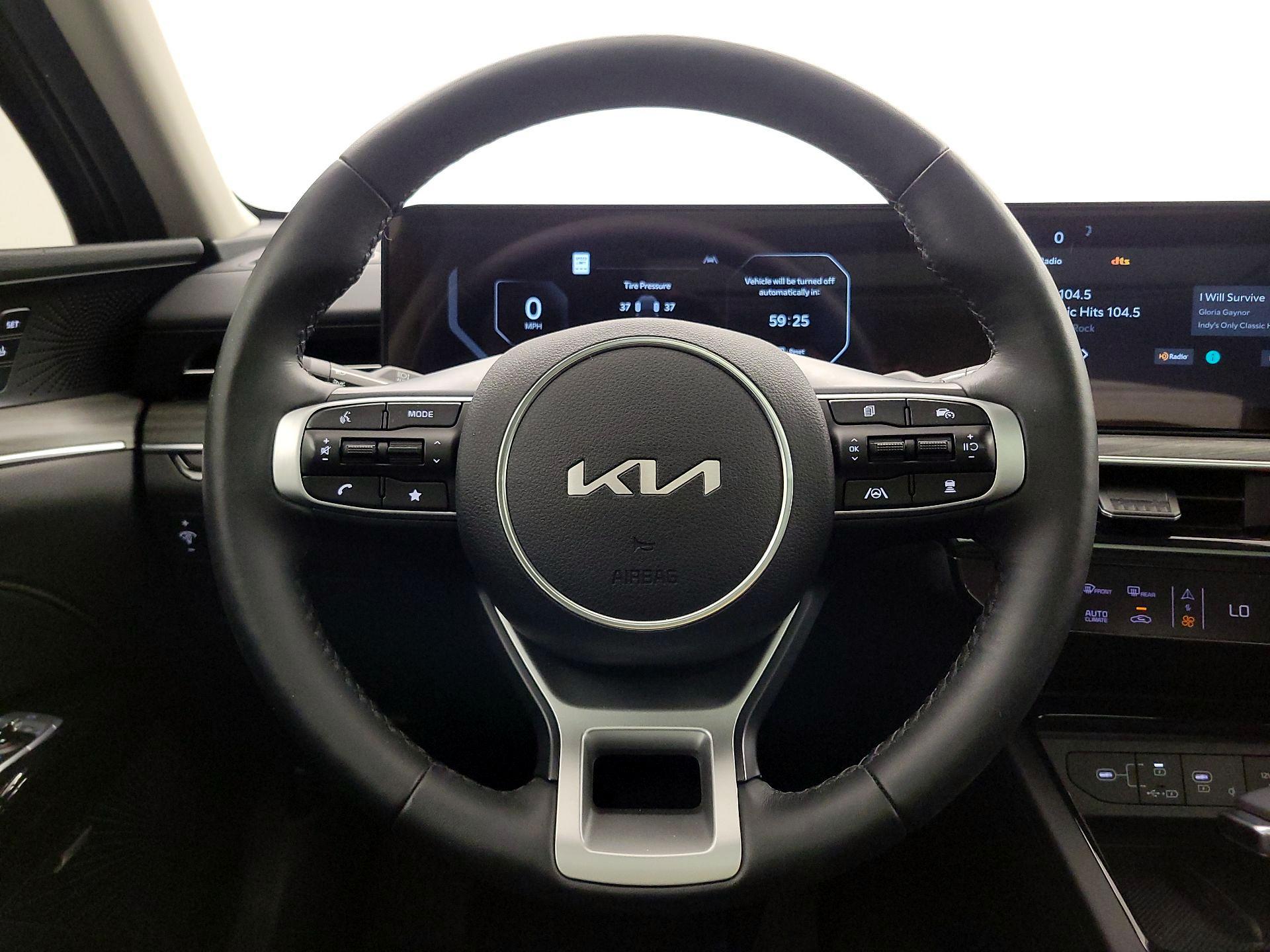 Thumbnail: 2025 Kia K5 - 10