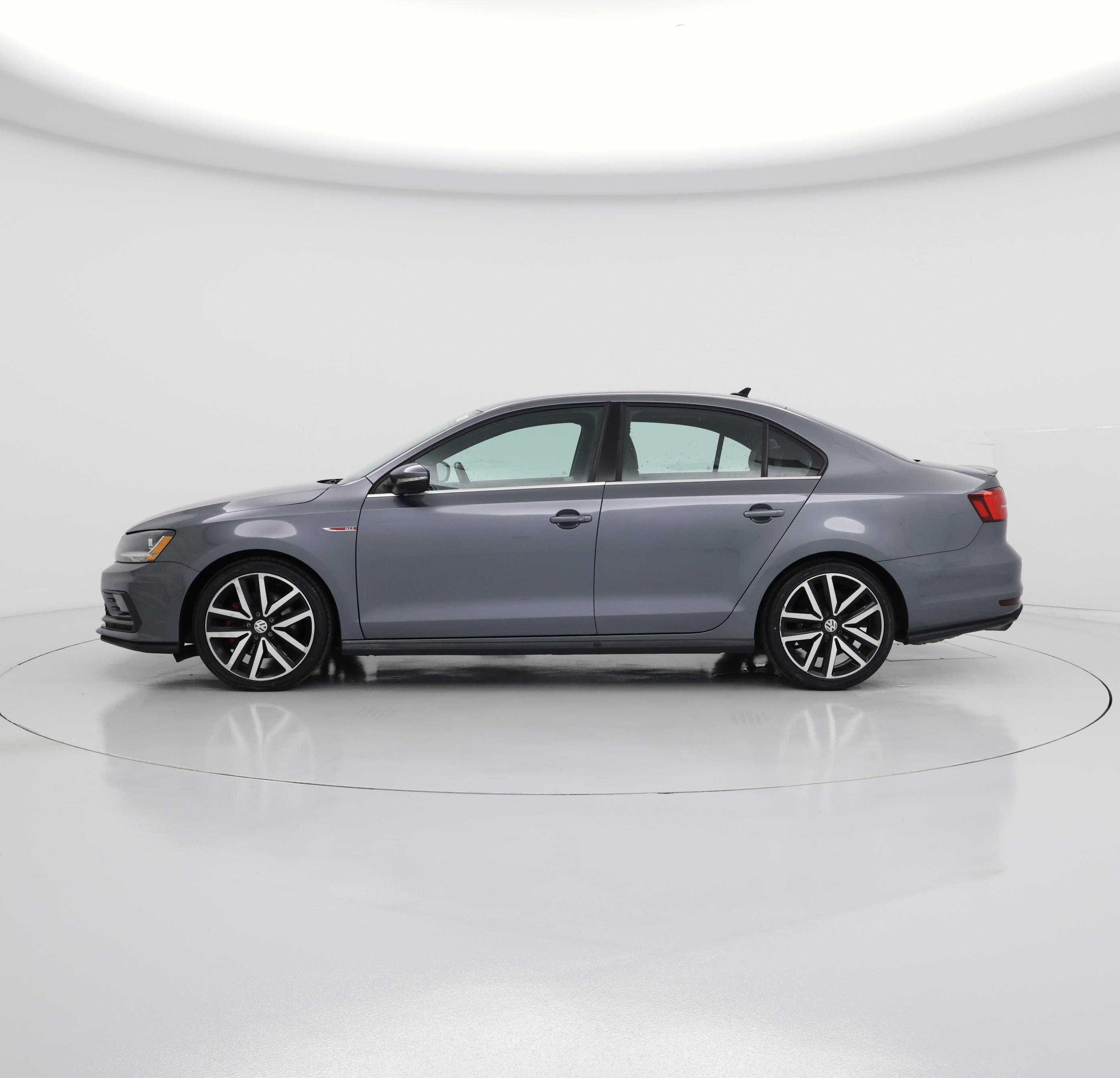 Thumbnail: 2018 Volkswagen Jetta - 3