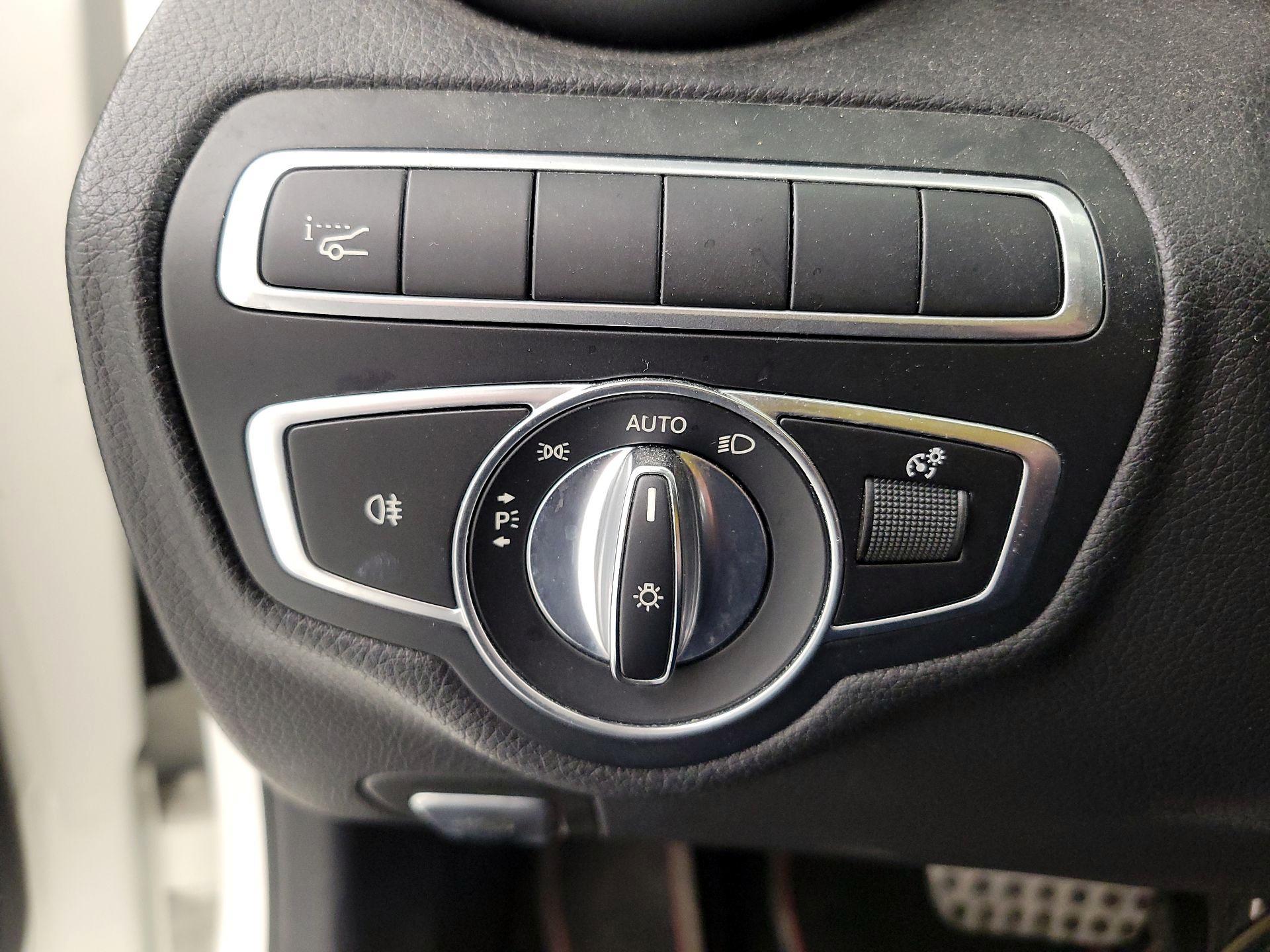 Thumbnail: 2019 Mercedes-Benz C-Class - 13