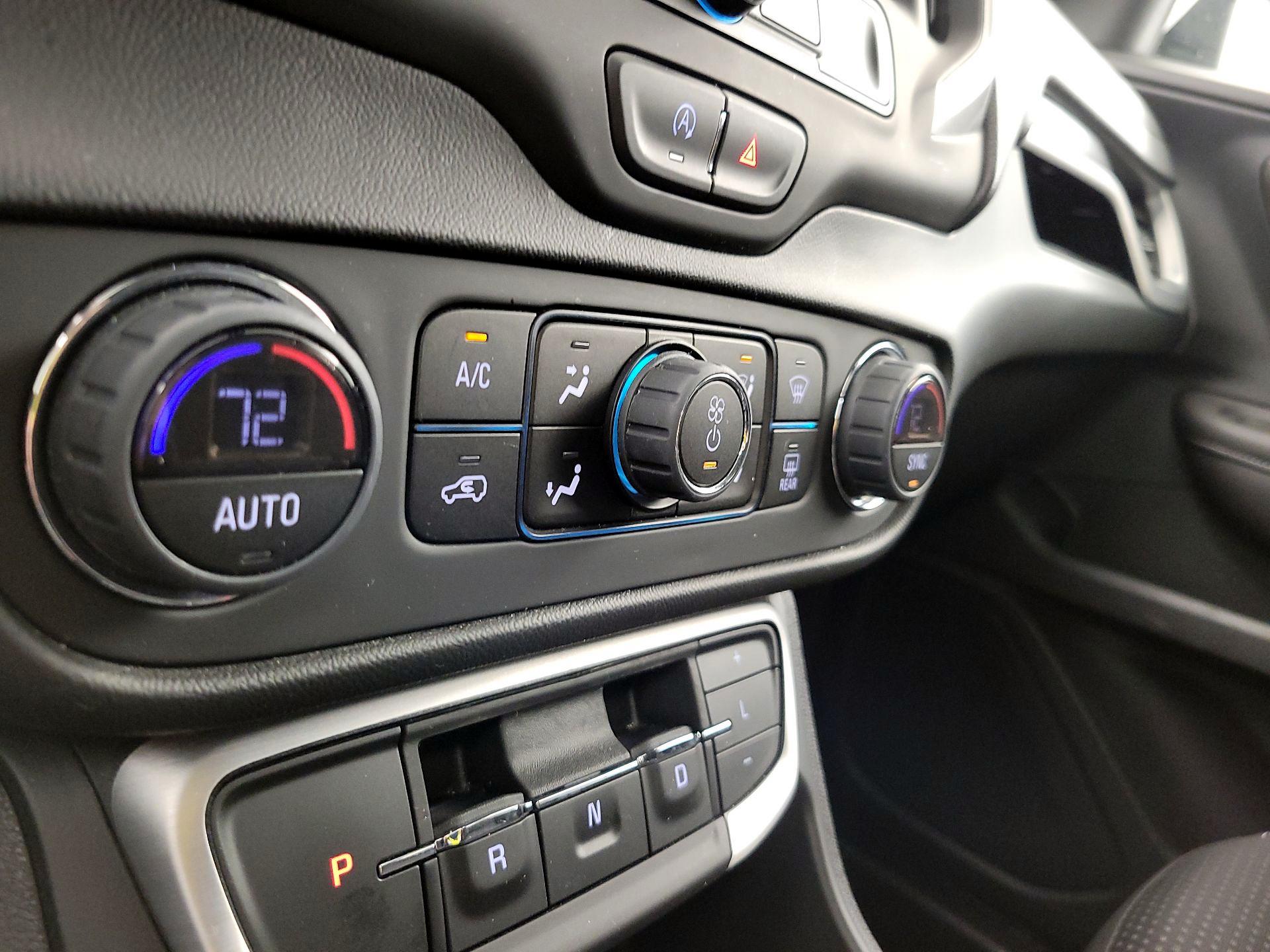 Thumbnail: 2022 GMC Terrain - 16