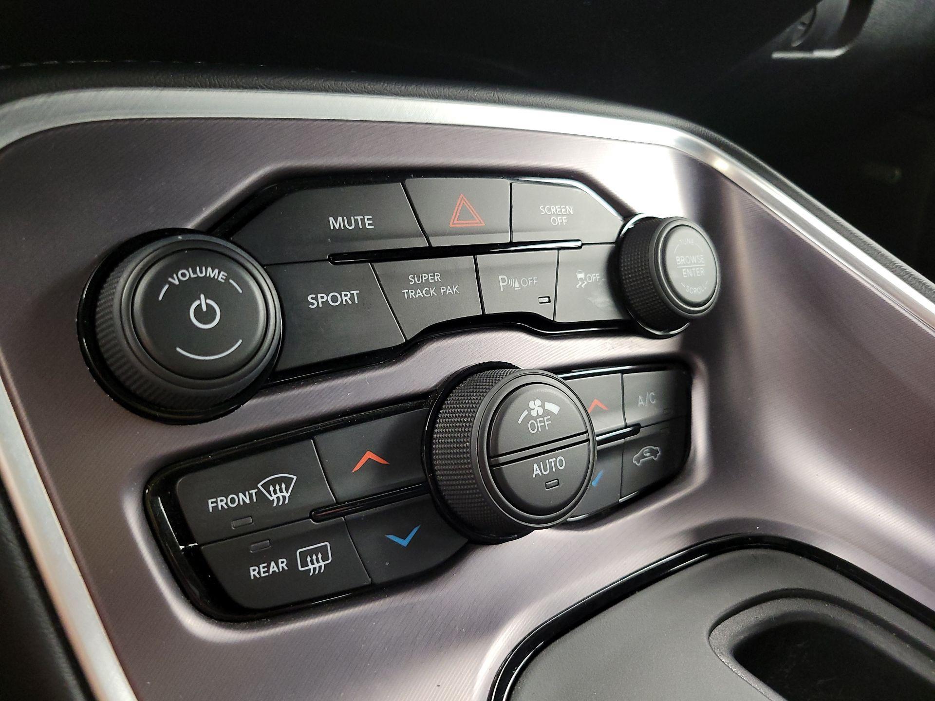 Thumbnail: 2021 Dodge Challenger - 16