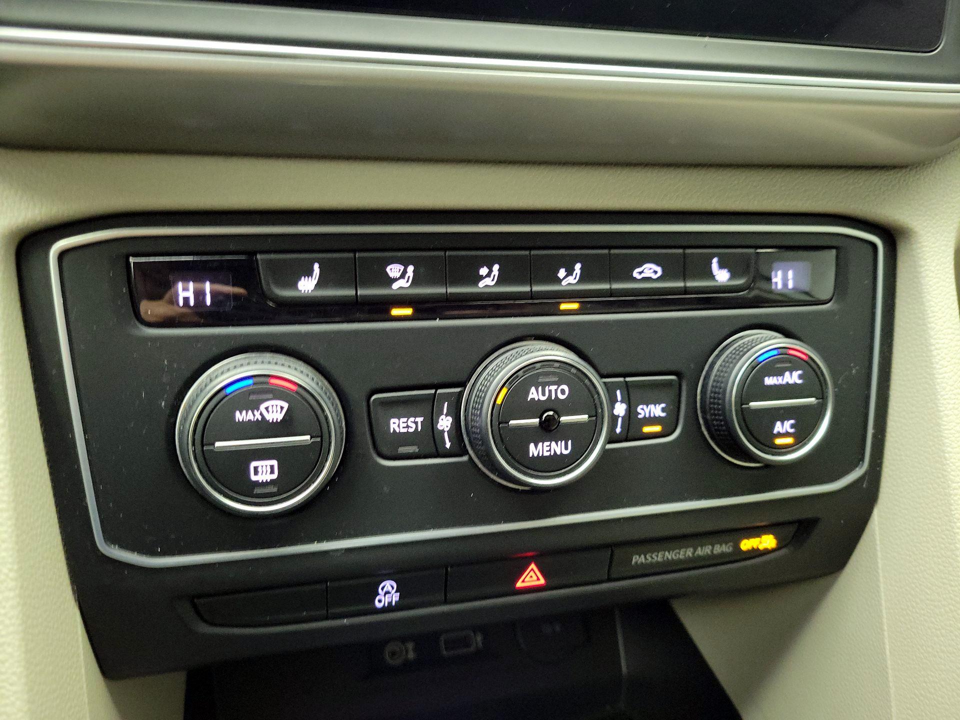 Thumbnail: 2019 Volkswagen Atlas - 16