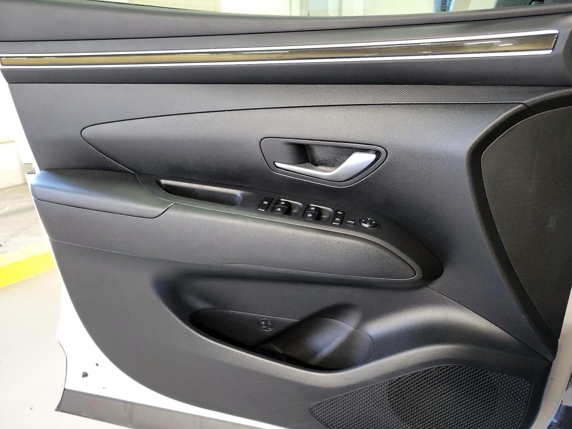 Thumbnail: 2022 Hyundai Tucson - 10