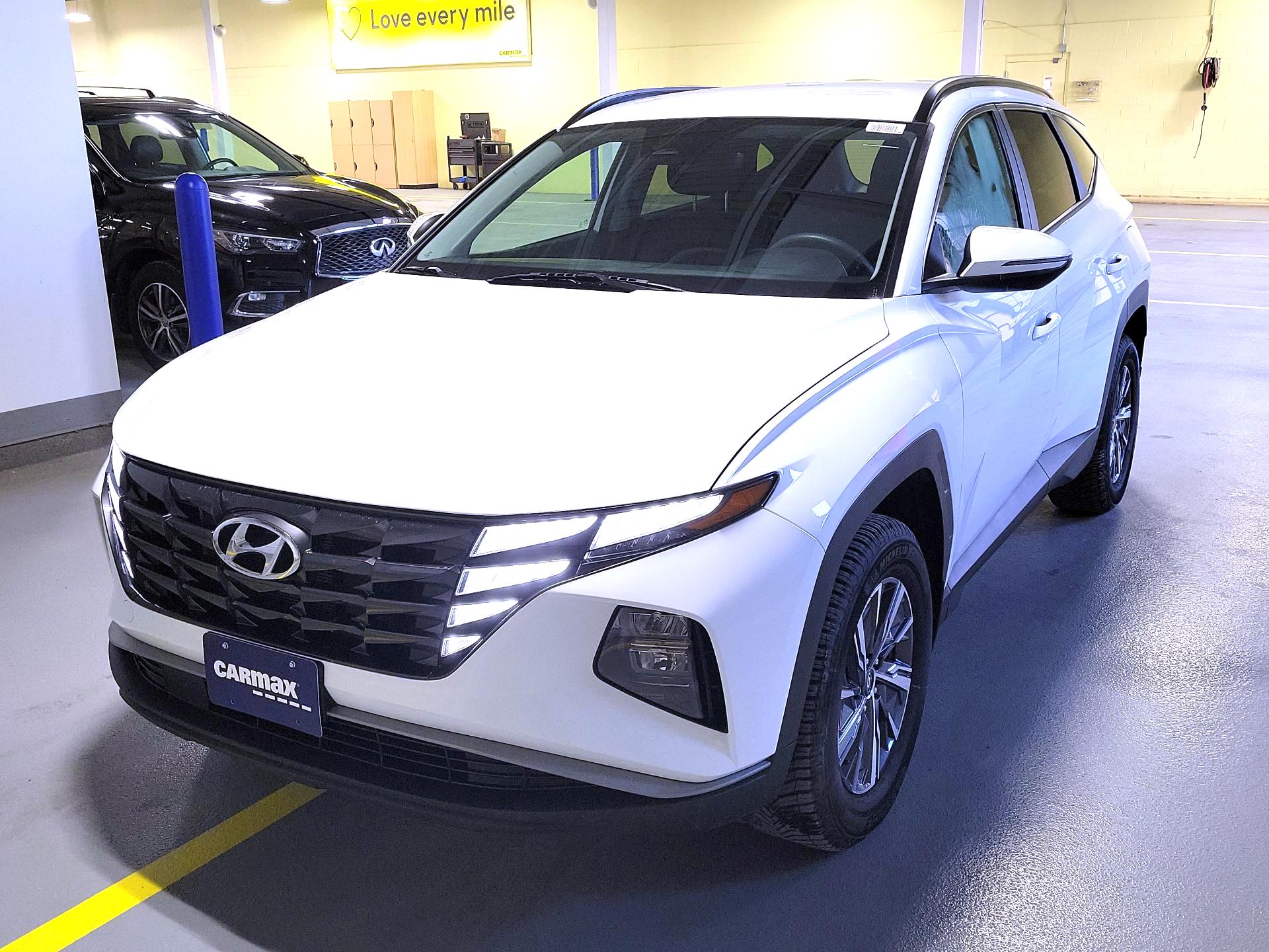 Thumbnail: 2022 Hyundai Tucson - 3