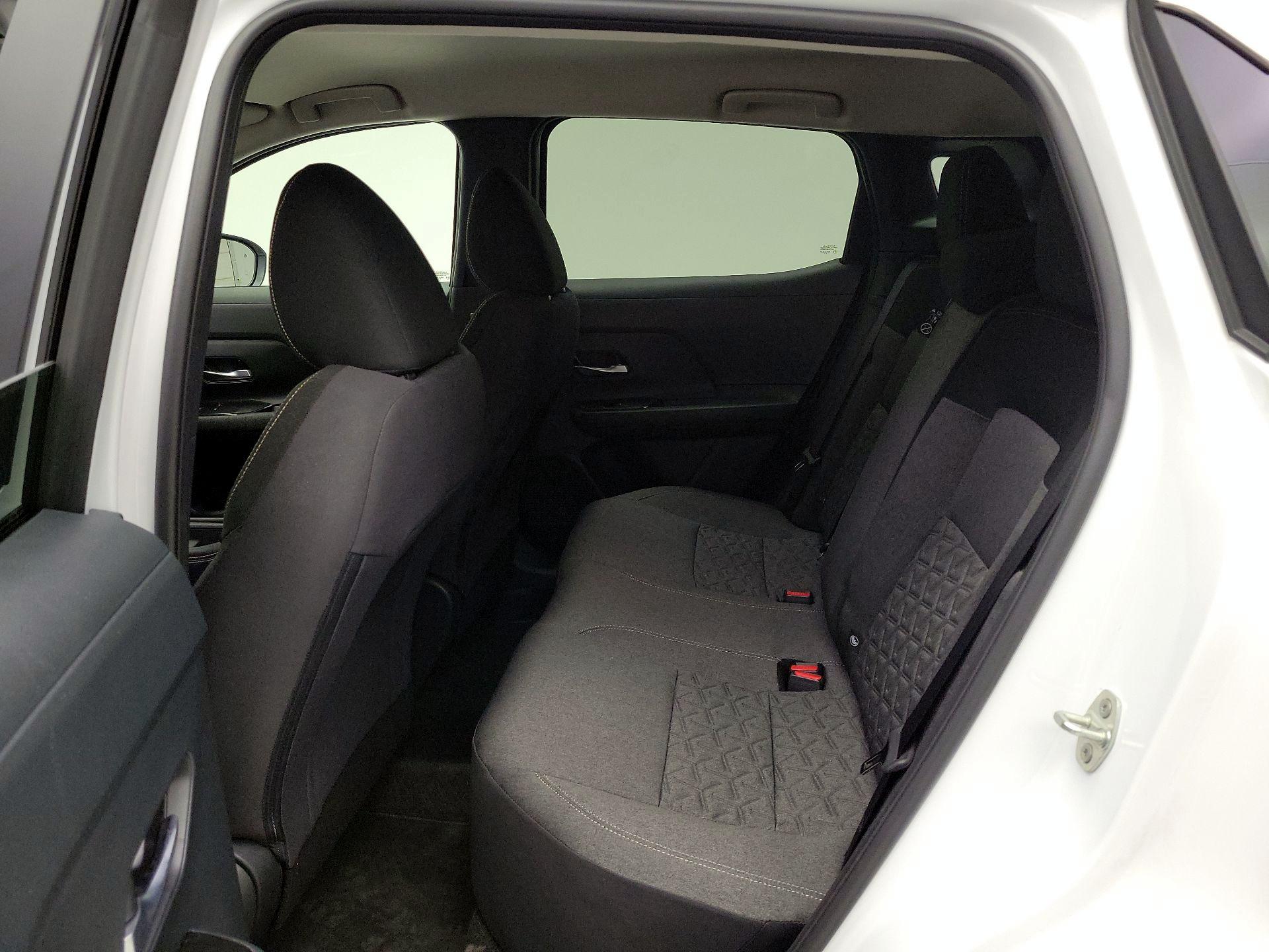 Thumbnail: 2025 Nissan Kicks - 18