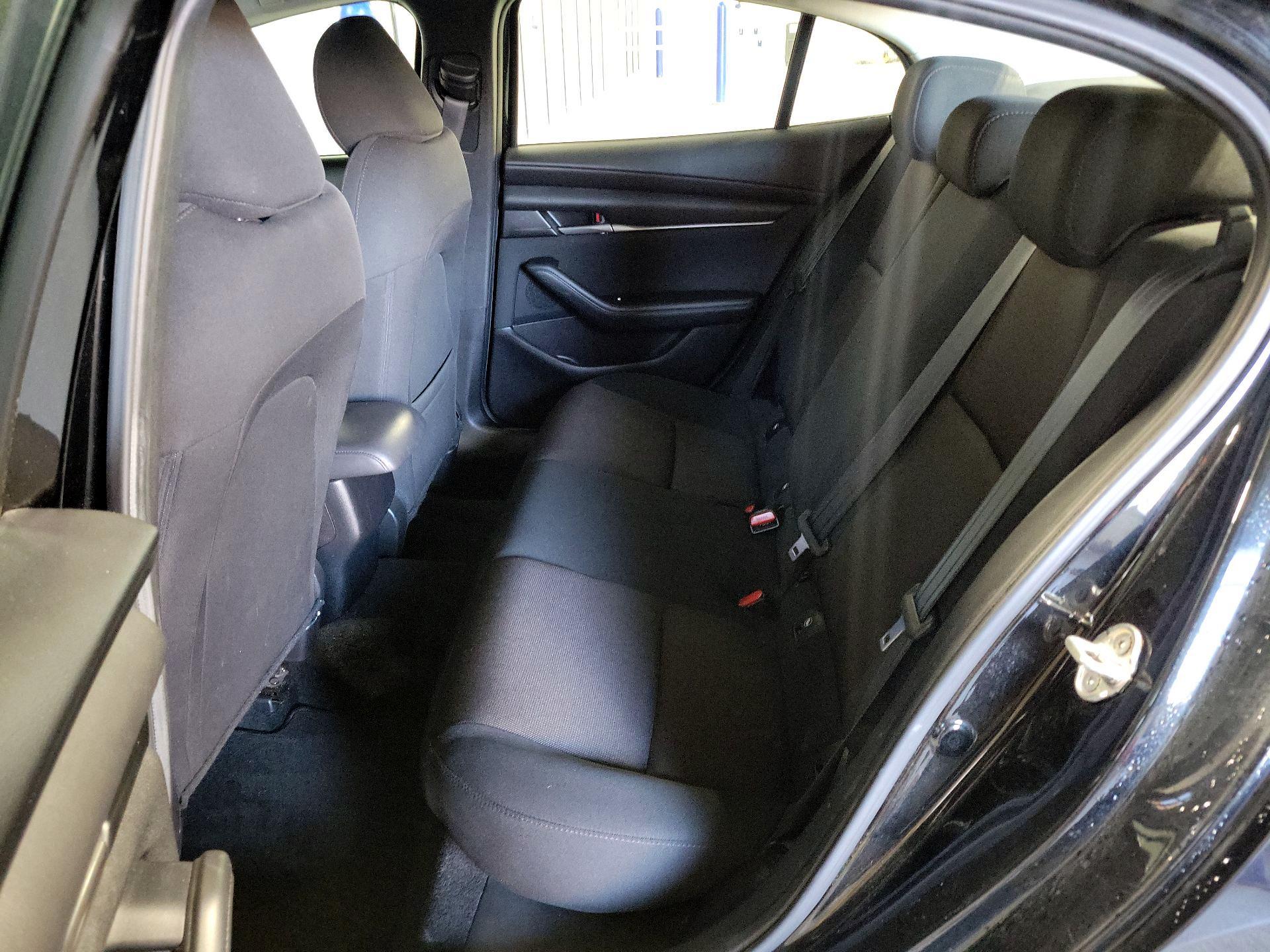 Thumbnail: 2021 Mazda Mazda3 - 17