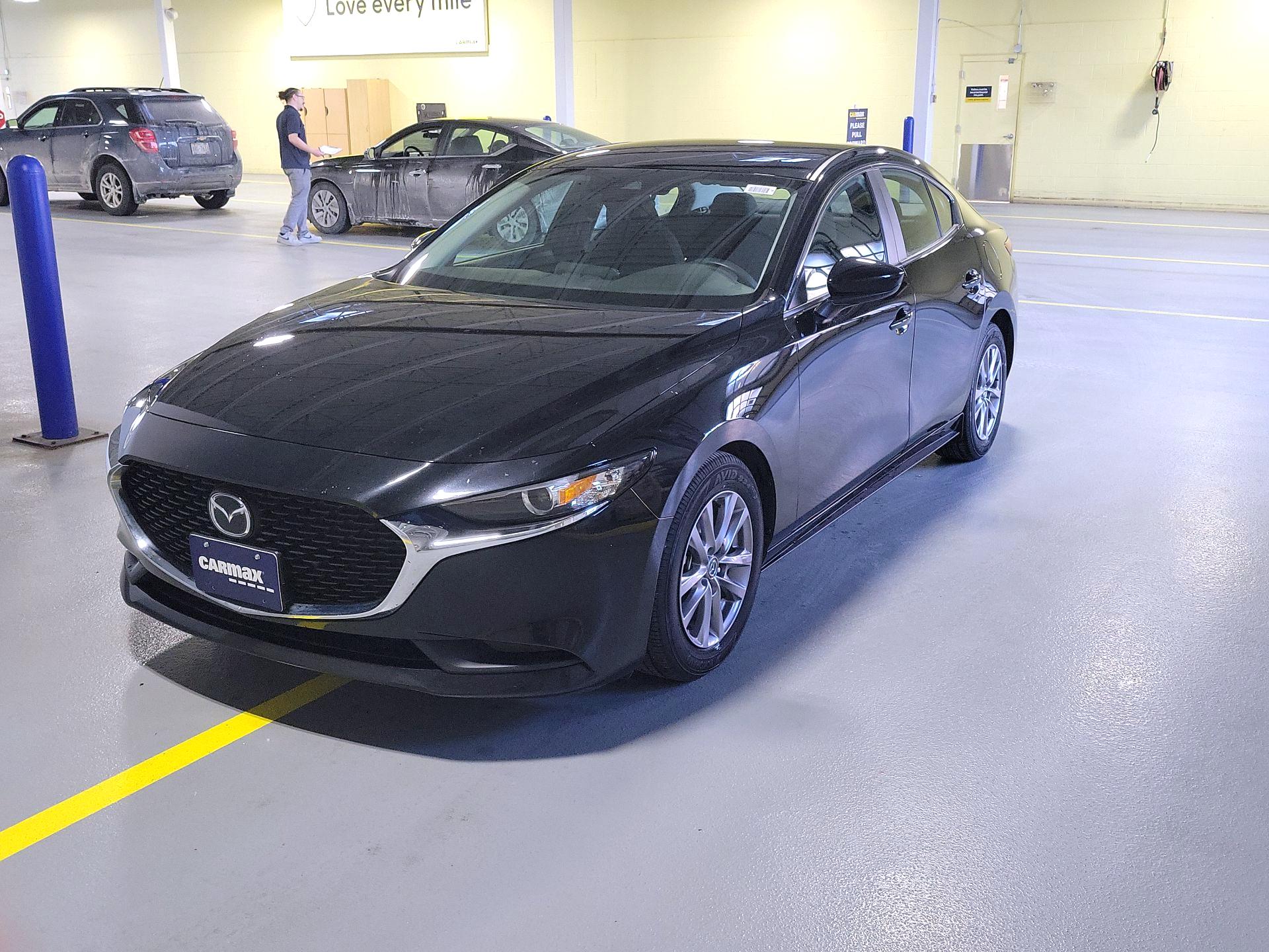 Thumbnail: 2021 Mazda Mazda3 - 3