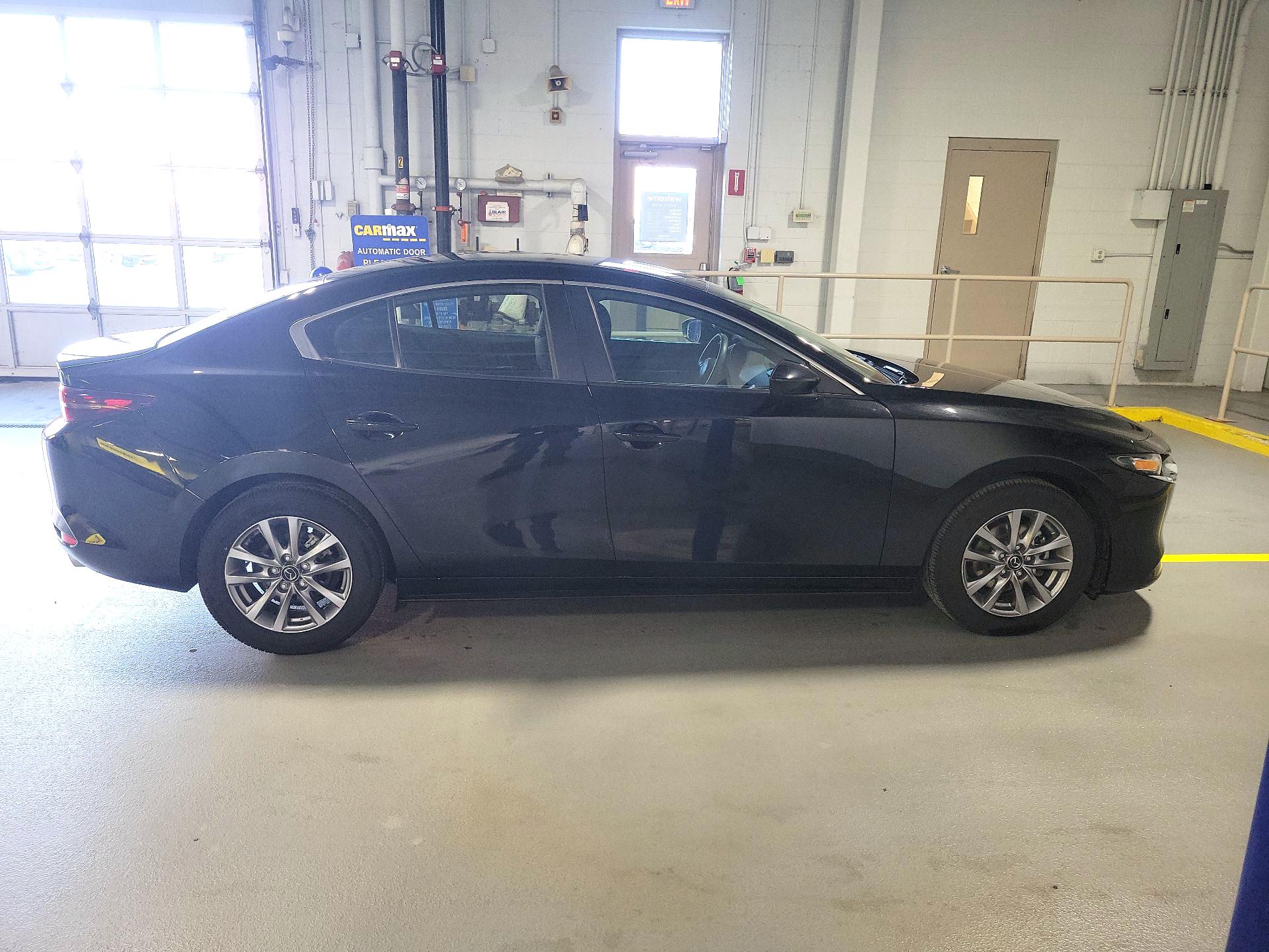 Thumbnail: 2021 Mazda Mazda3 - 4