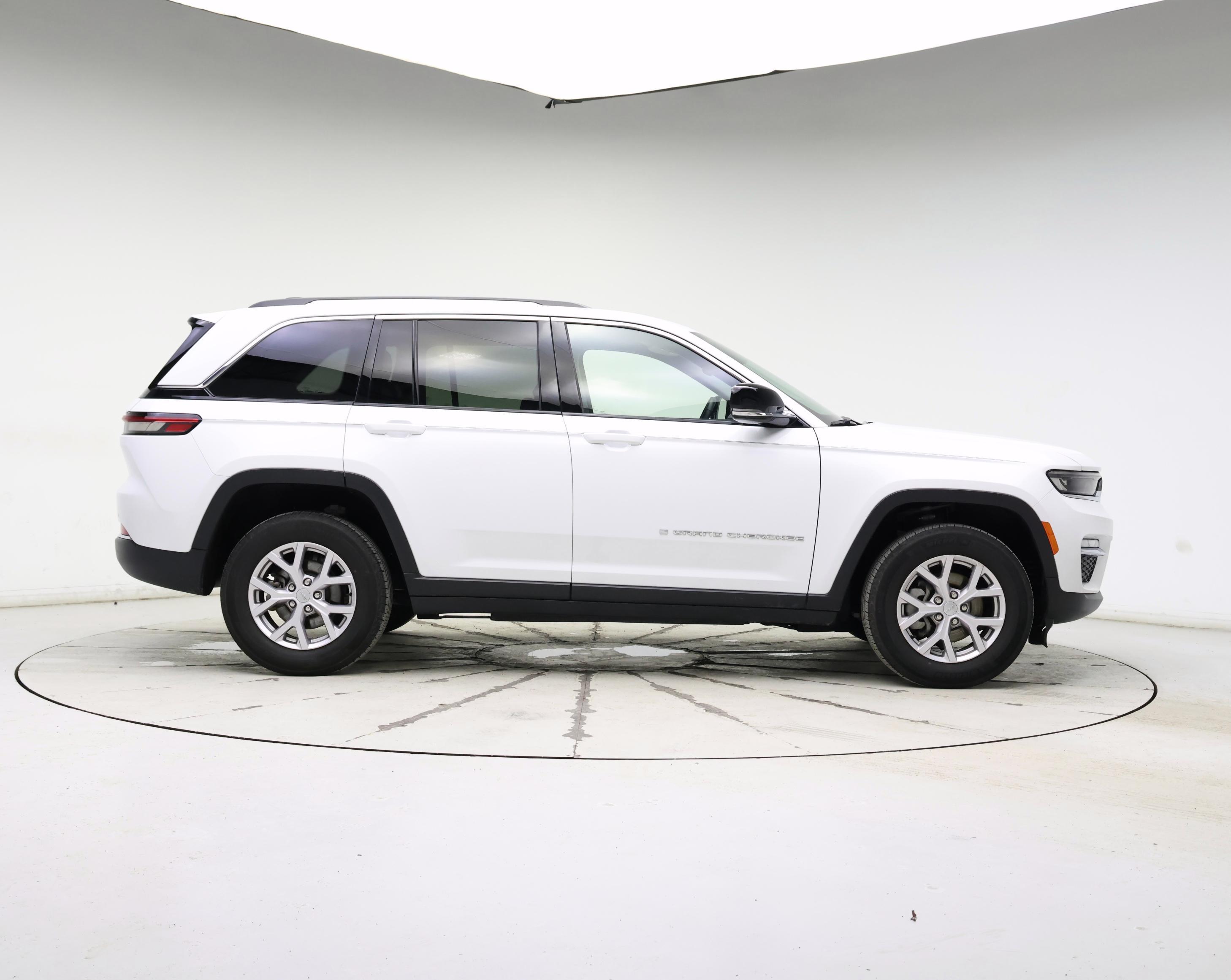 Thumbnail: 2022 Jeep Grand Cherokee - 7